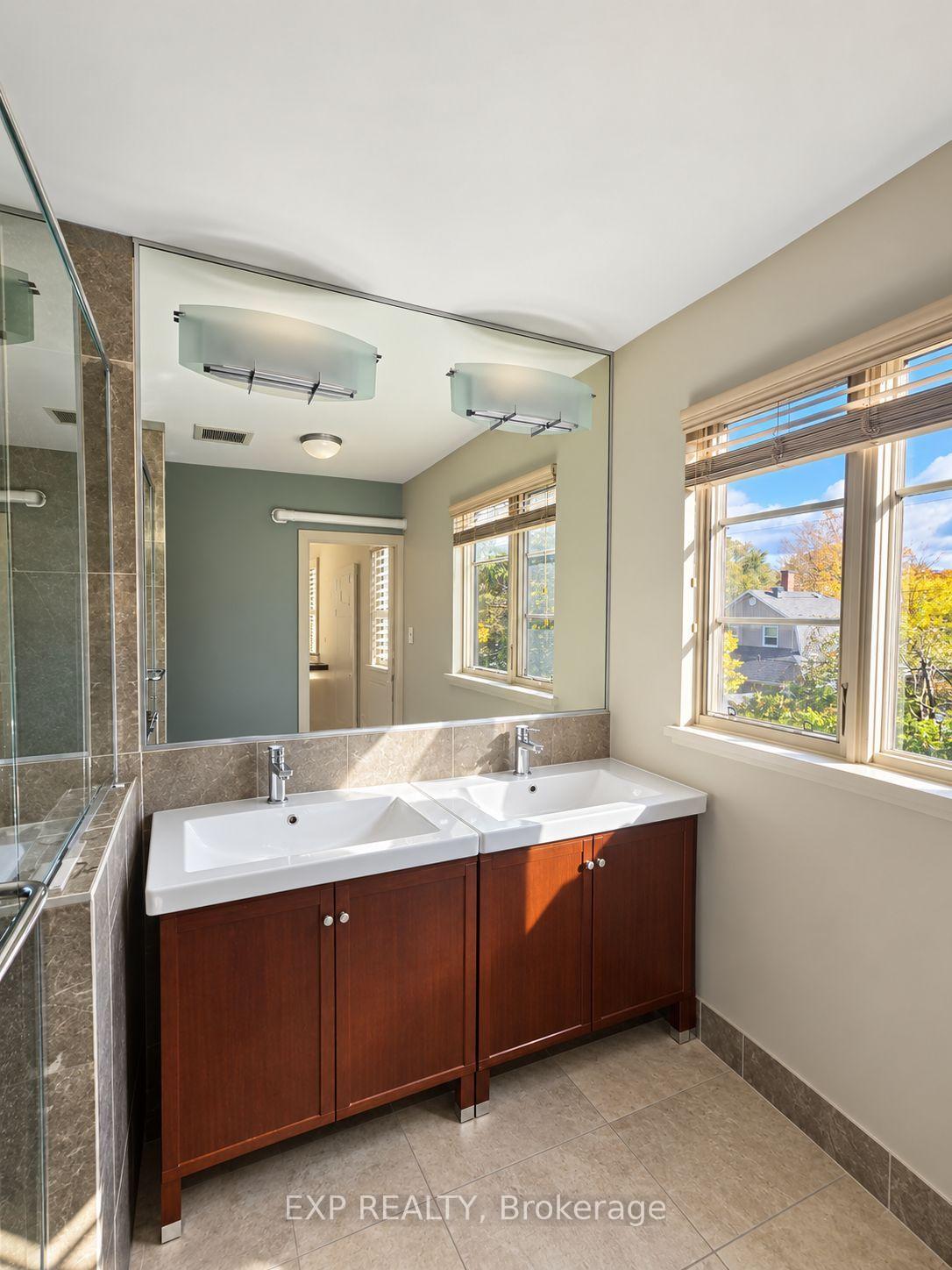 Photo 9 of 179 Springfield Road, Ottawa, Lindenlea — HOMEH