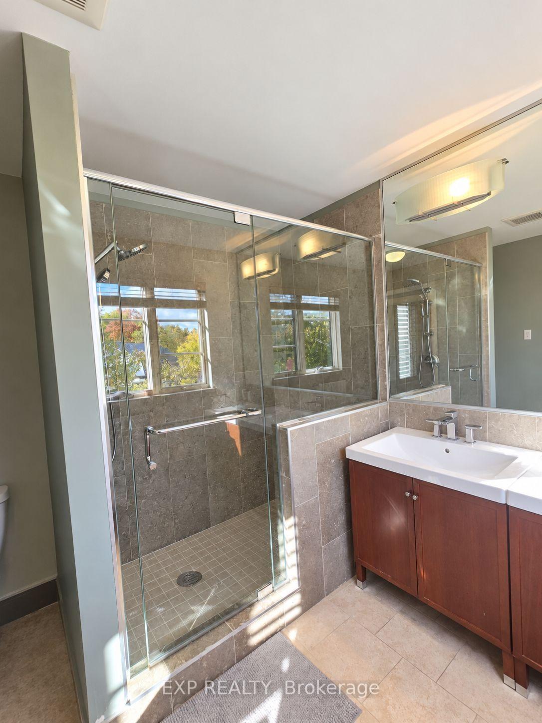 Photo 11 of 179 Springfield Road, Ottawa, Lindenlea — HOMEH