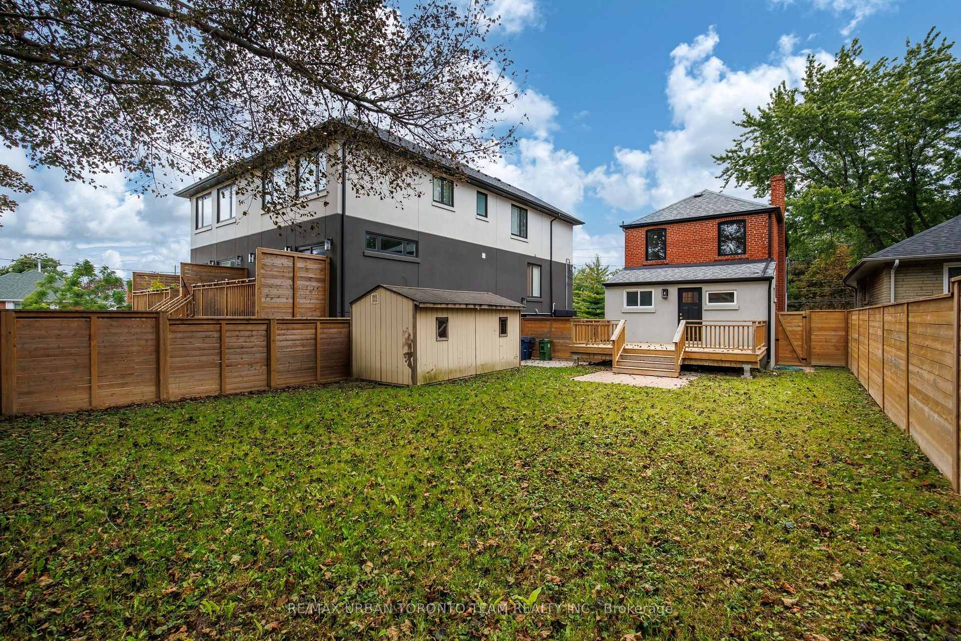 Photo 32 of 3517 St Clair Avenue E, Scarborough, Clairlea-Birchmount — HOMEH