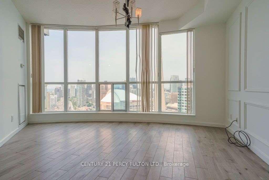 Photo 11 of Unit 3513, 8 York Street, Toronto, Waterfront Communities — HOMEH