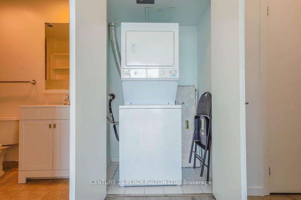 Photo 22 of Unit 3513, 8 York Street, Toronto, Waterfront Communities — HOMEH
