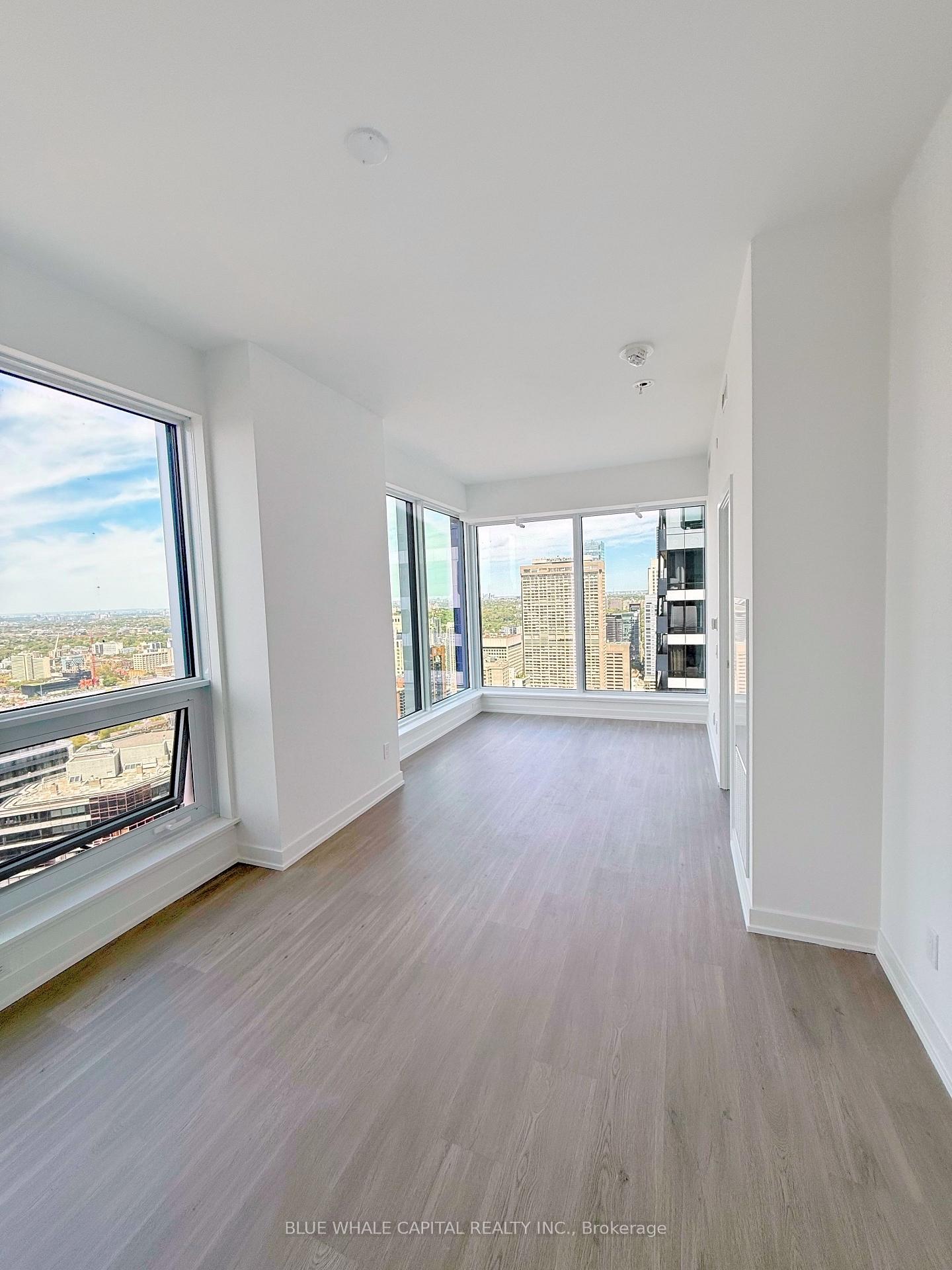 Photo 9 of Unit 5203, 8 Wellesley Street W, Toronto, Bay Street Corridor — HOMEH