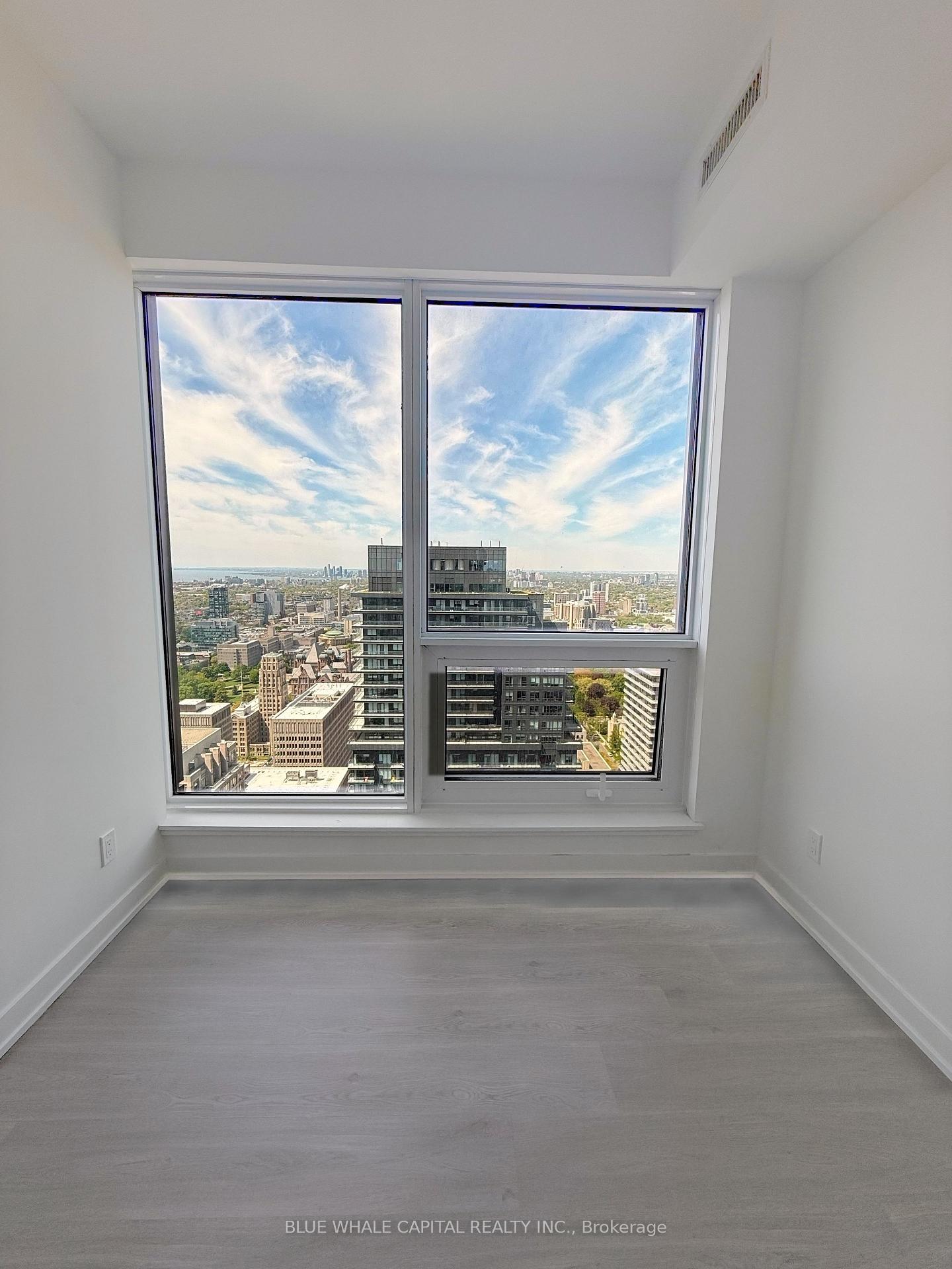 Photo 11 of Unit 5203, 8 Wellesley Street W, Toronto, Bay Street Corridor — HOMEH