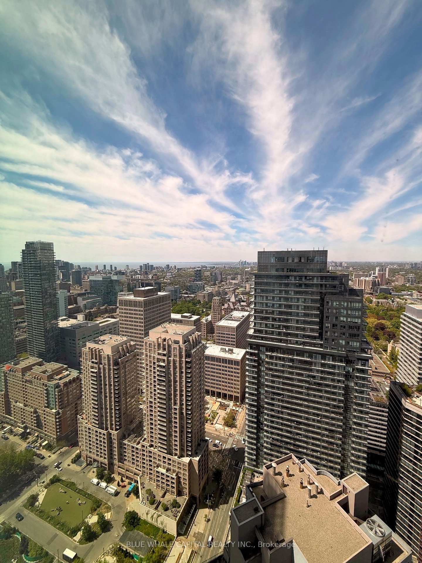 Photo 12 of Unit 5203, 8 Wellesley Street W, Toronto, Bay Street Corridor — HOMEH
