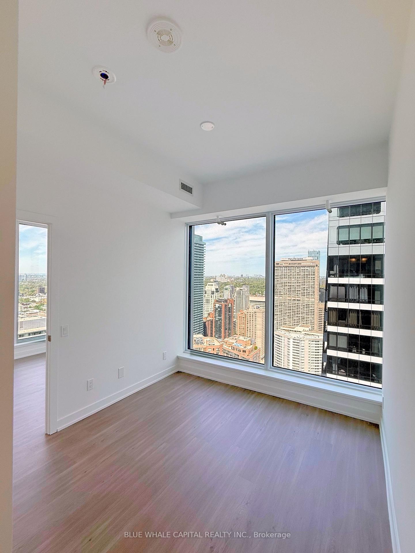 Photo 14 of Unit 5203, 8 Wellesley Street W, Toronto, Bay Street Corridor — HOMEH