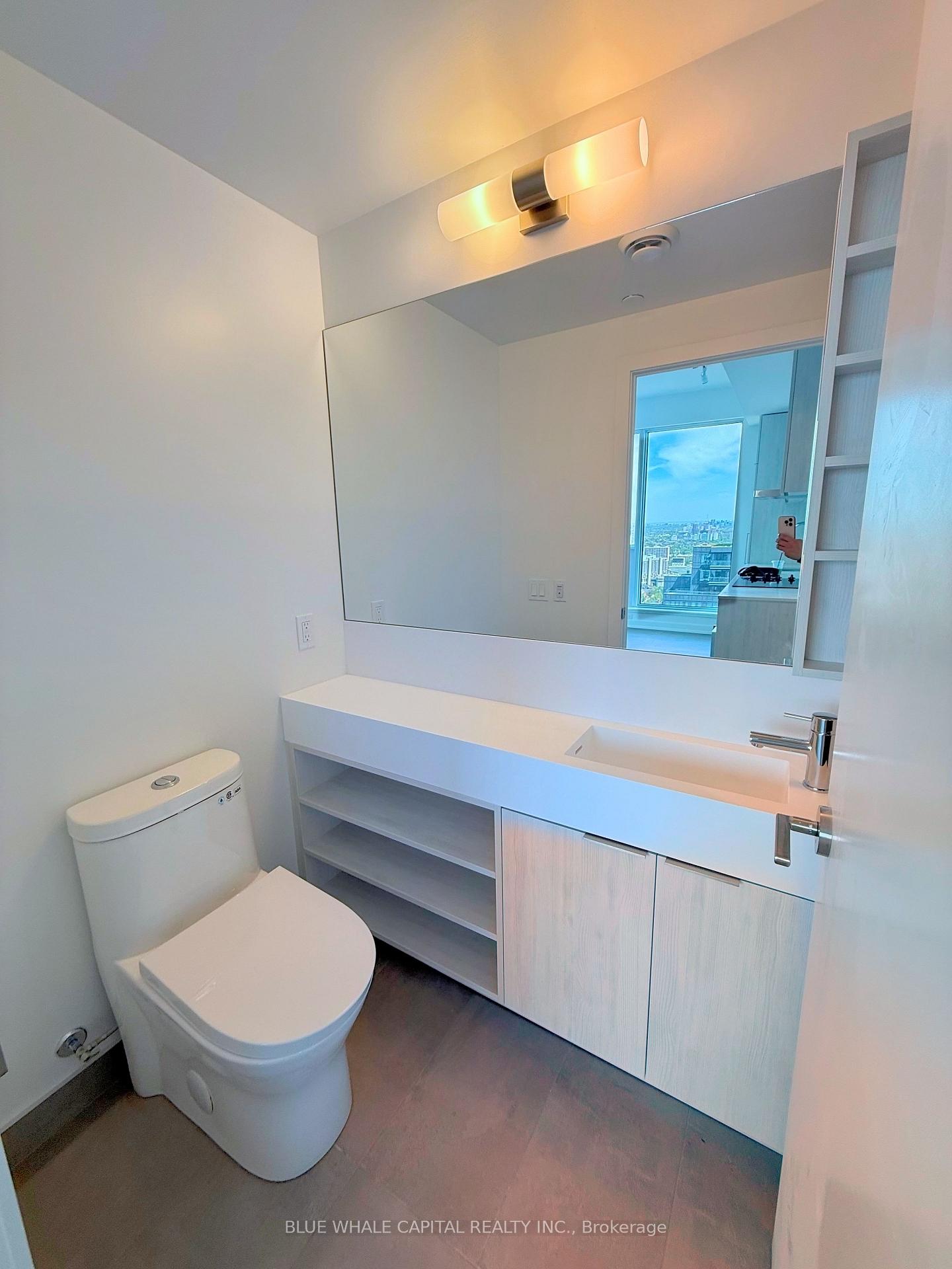 Photo 16 of Unit 5203, 8 Wellesley Street W, Toronto, Bay Street Corridor — HOMEH