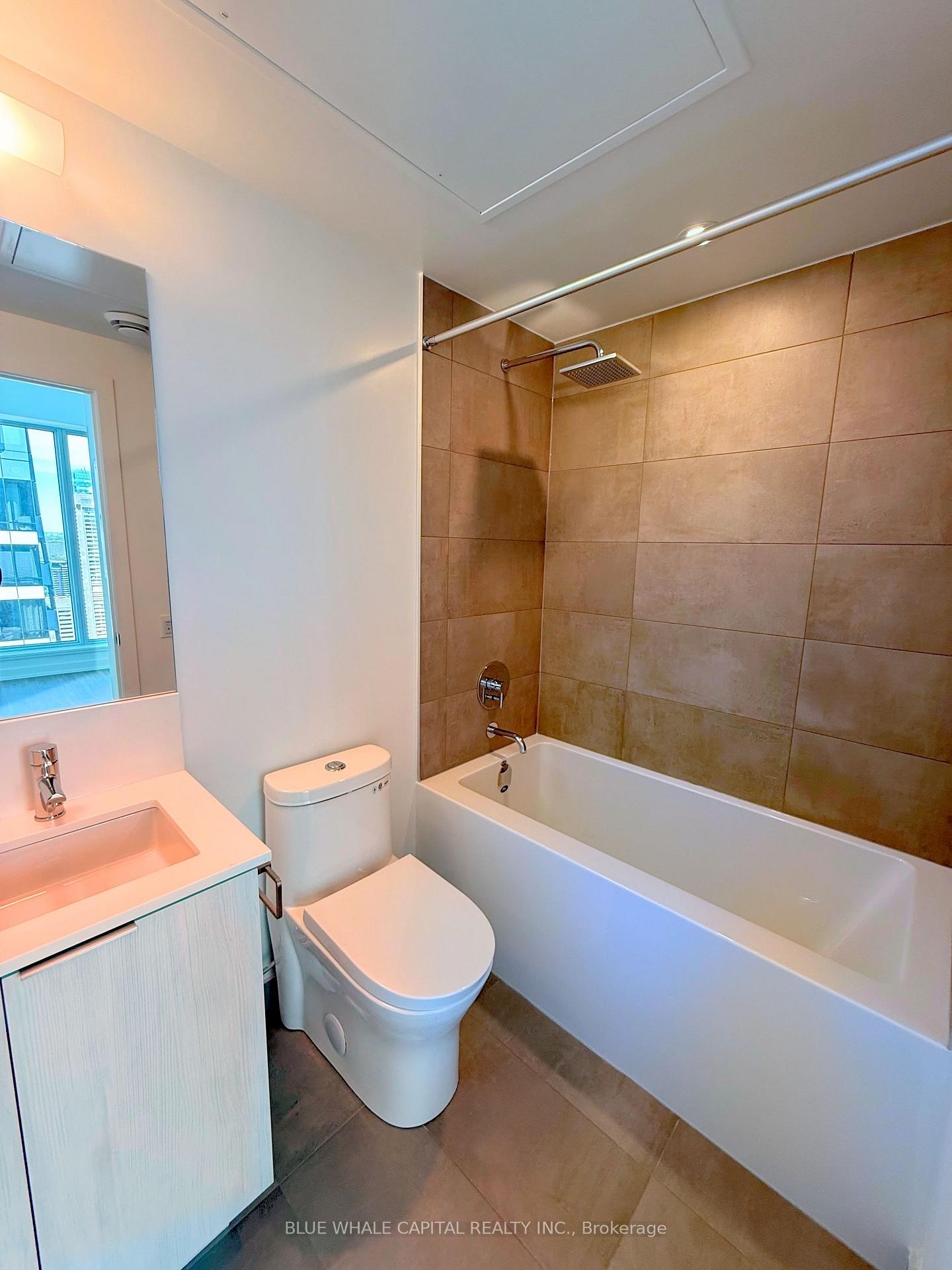 Photo 17 of Unit 5203, 8 Wellesley Street W, Toronto, Bay Street Corridor — HOMEH