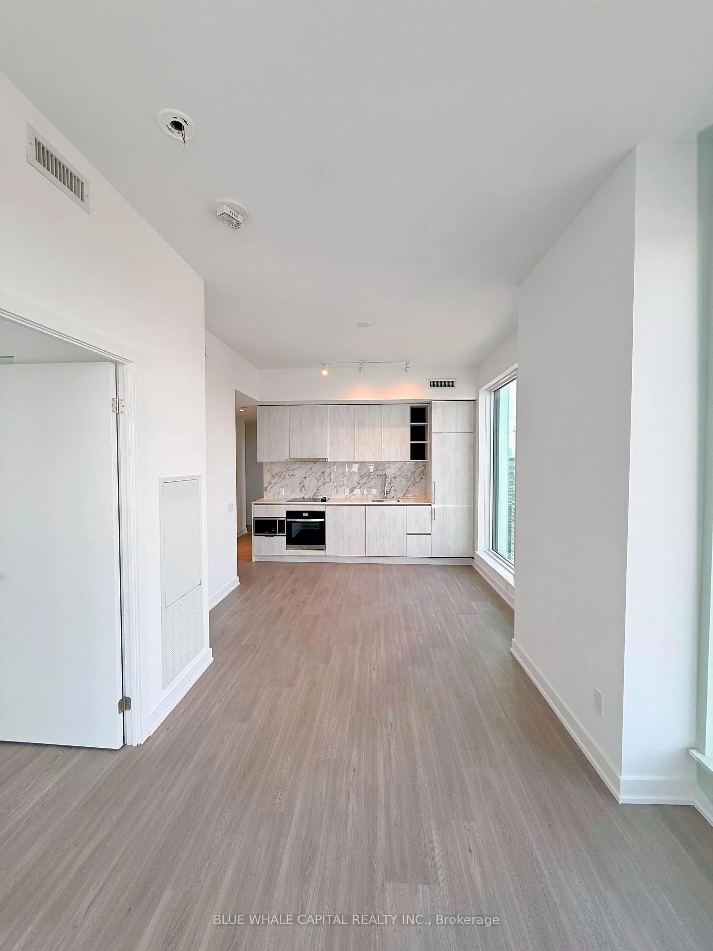 Photo 3 of Unit 5203, 8 Wellesley Street W, Toronto, Bay Street Corridor — HOMEH