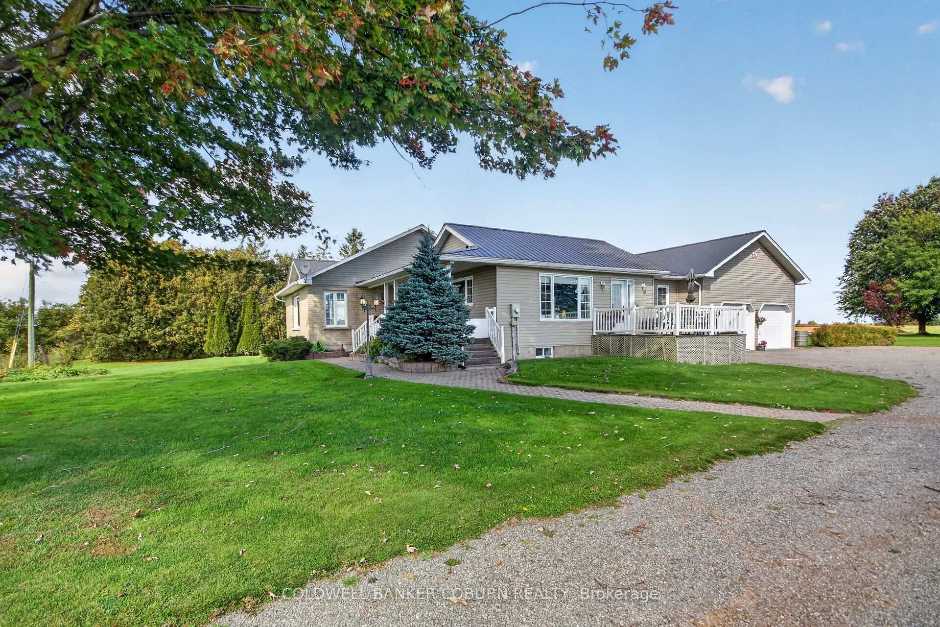 Photo 2 of 2015 Development Road, North Dundas, North Dundas (Mountain) Twp — HOMEH