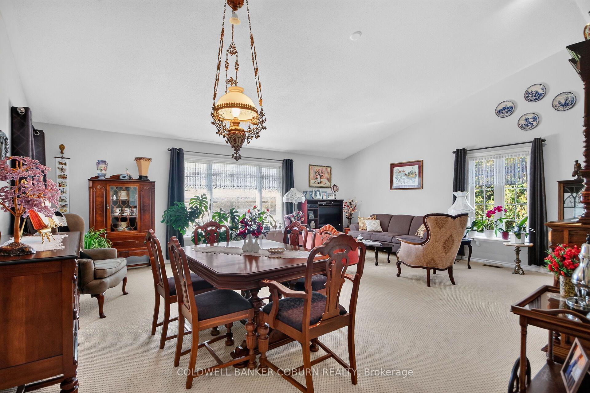 Photo 14 of 2015 Development Road, North Dundas, North Dundas (Mountain) Twp — HOMEH