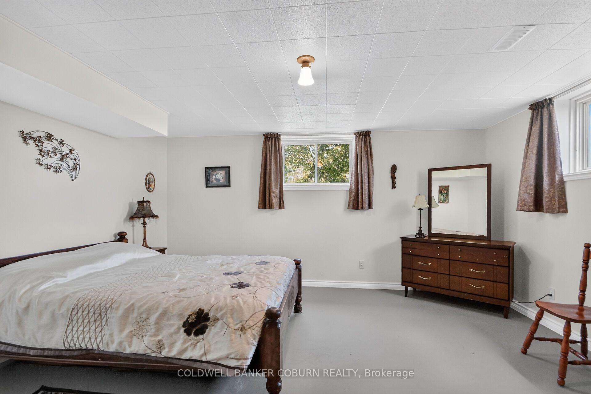 Photo 25 of 2015 Development Road, North Dundas, North Dundas (Mountain) Twp — HOMEH