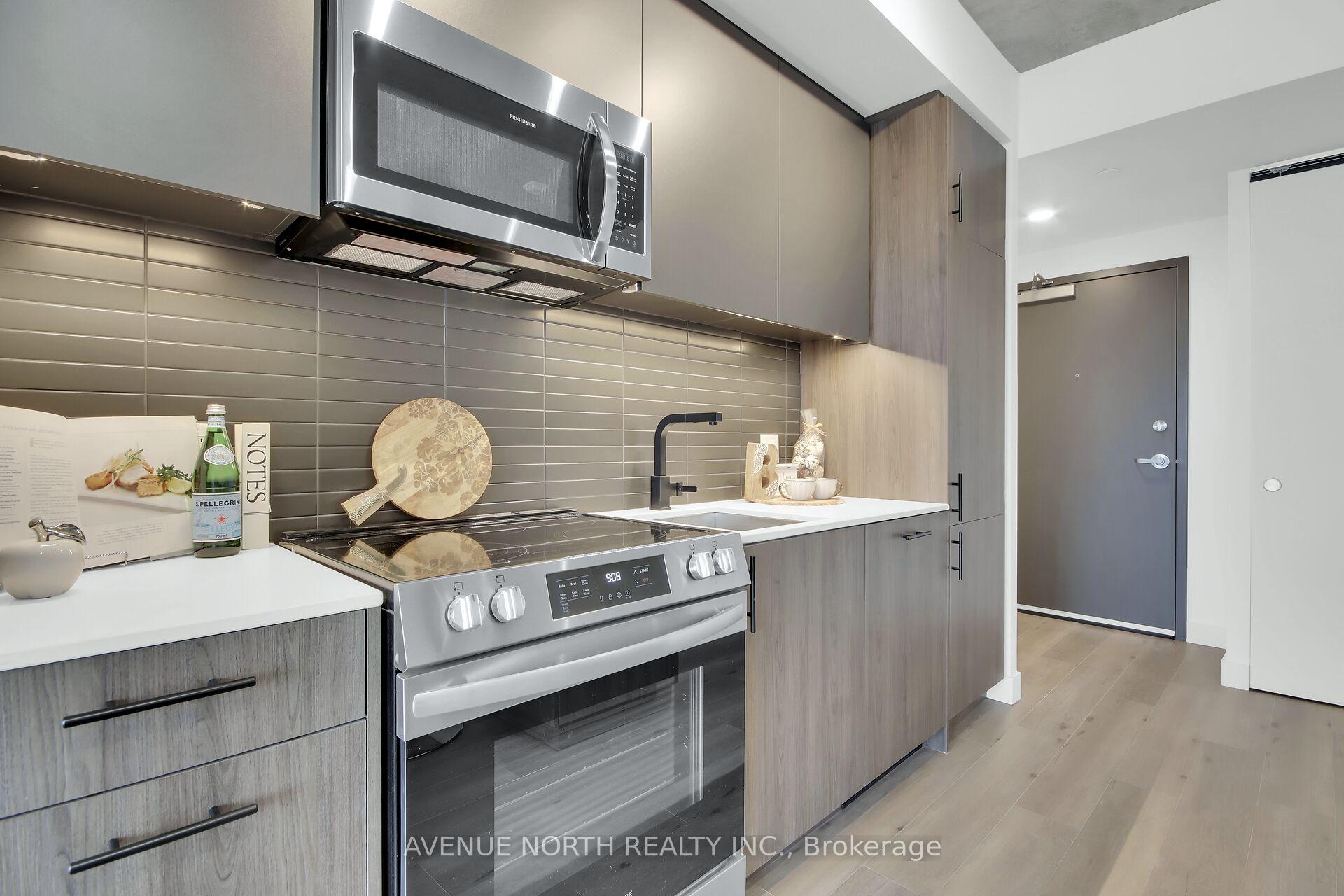 Photo 5 of Unit LPH6/806, 10 james Street, Ottawa, Ottawa Centre — HOMEH