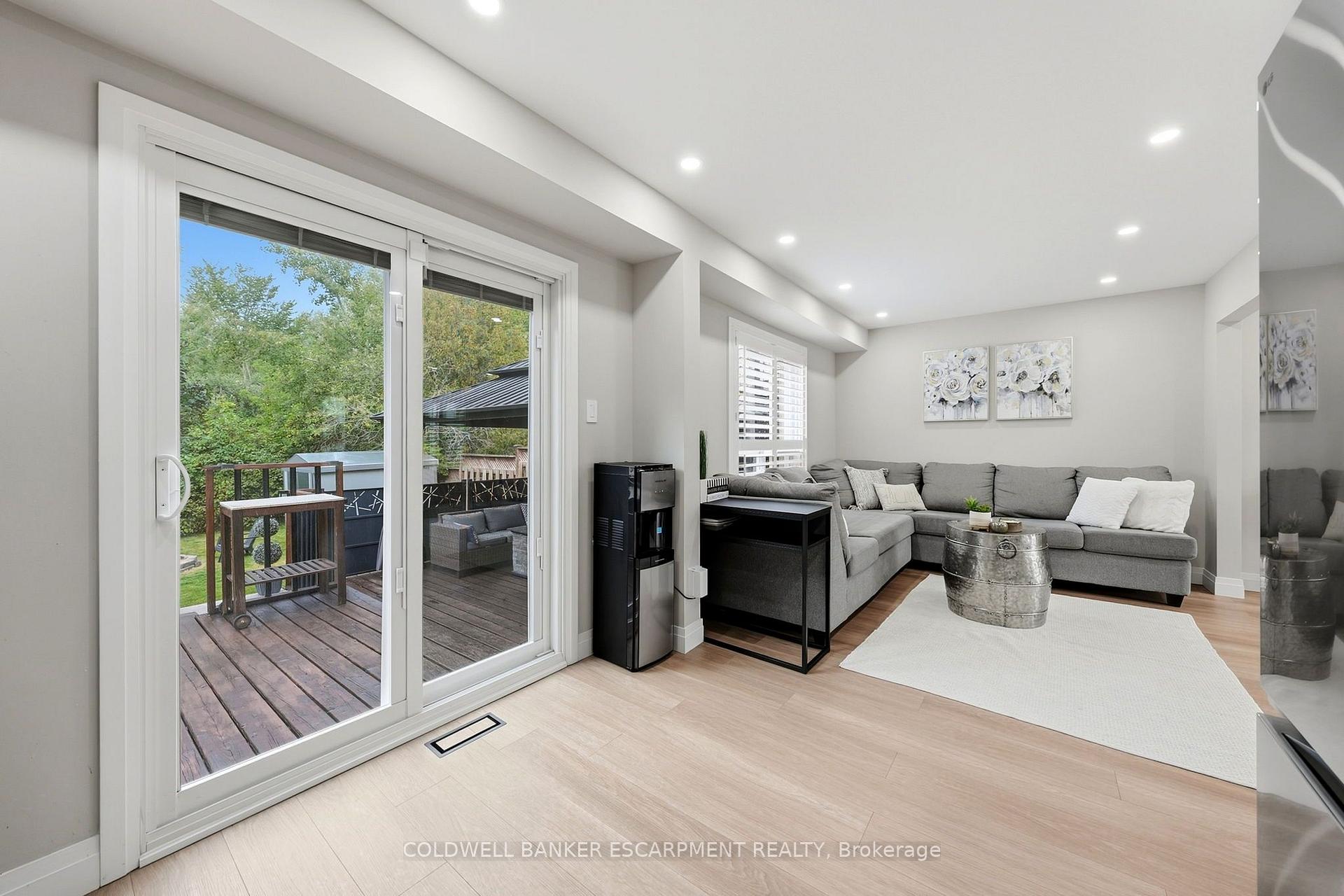 Photo 20 of 23 Lasby Lane, Halton Hills, Acton — HOMEH