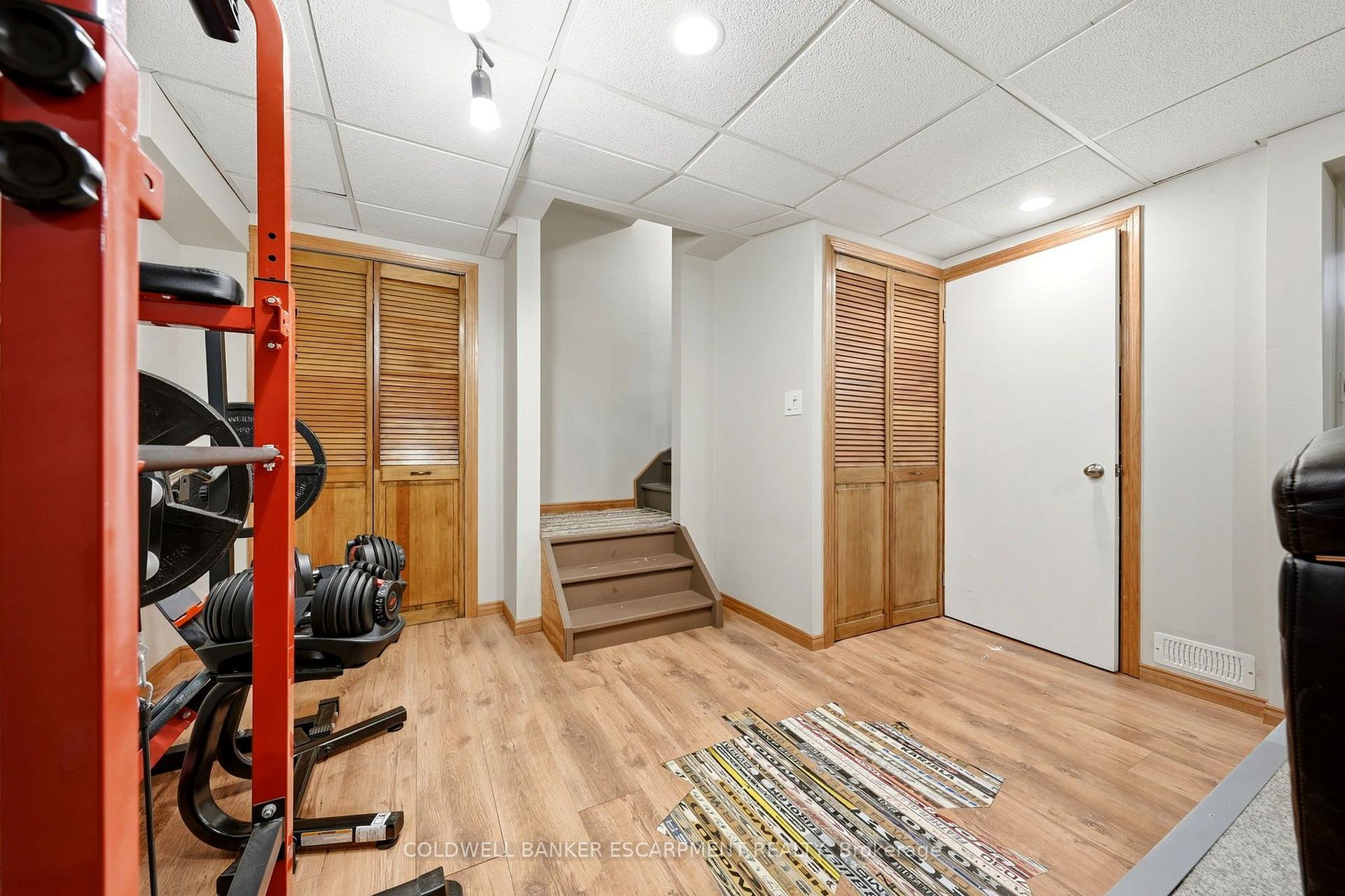 Photo 32 of 23 Lasby Lane, Halton Hills, Acton — HOMEH