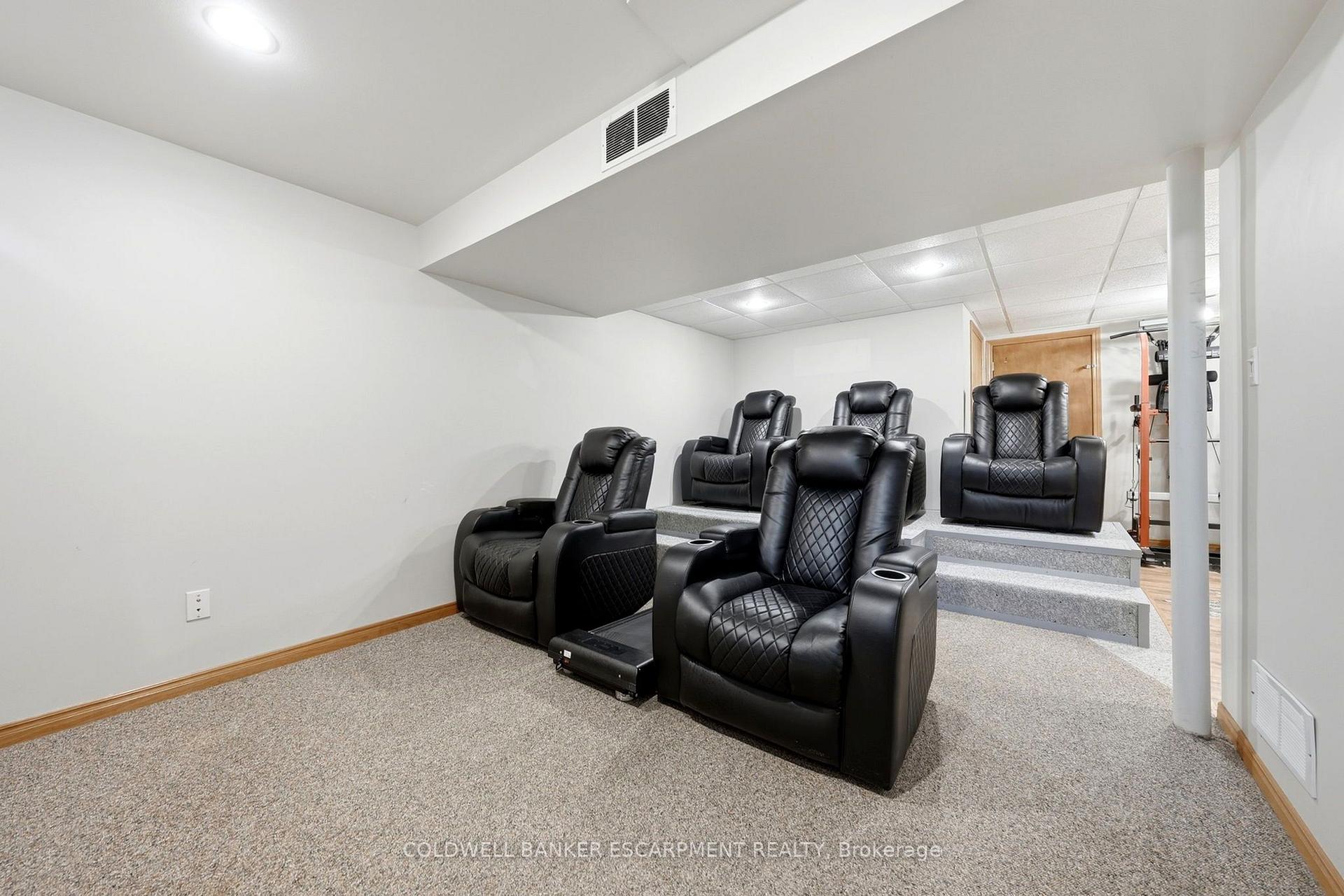 Photo 37 of 23 Lasby Lane, Halton Hills, Acton — HOMEH