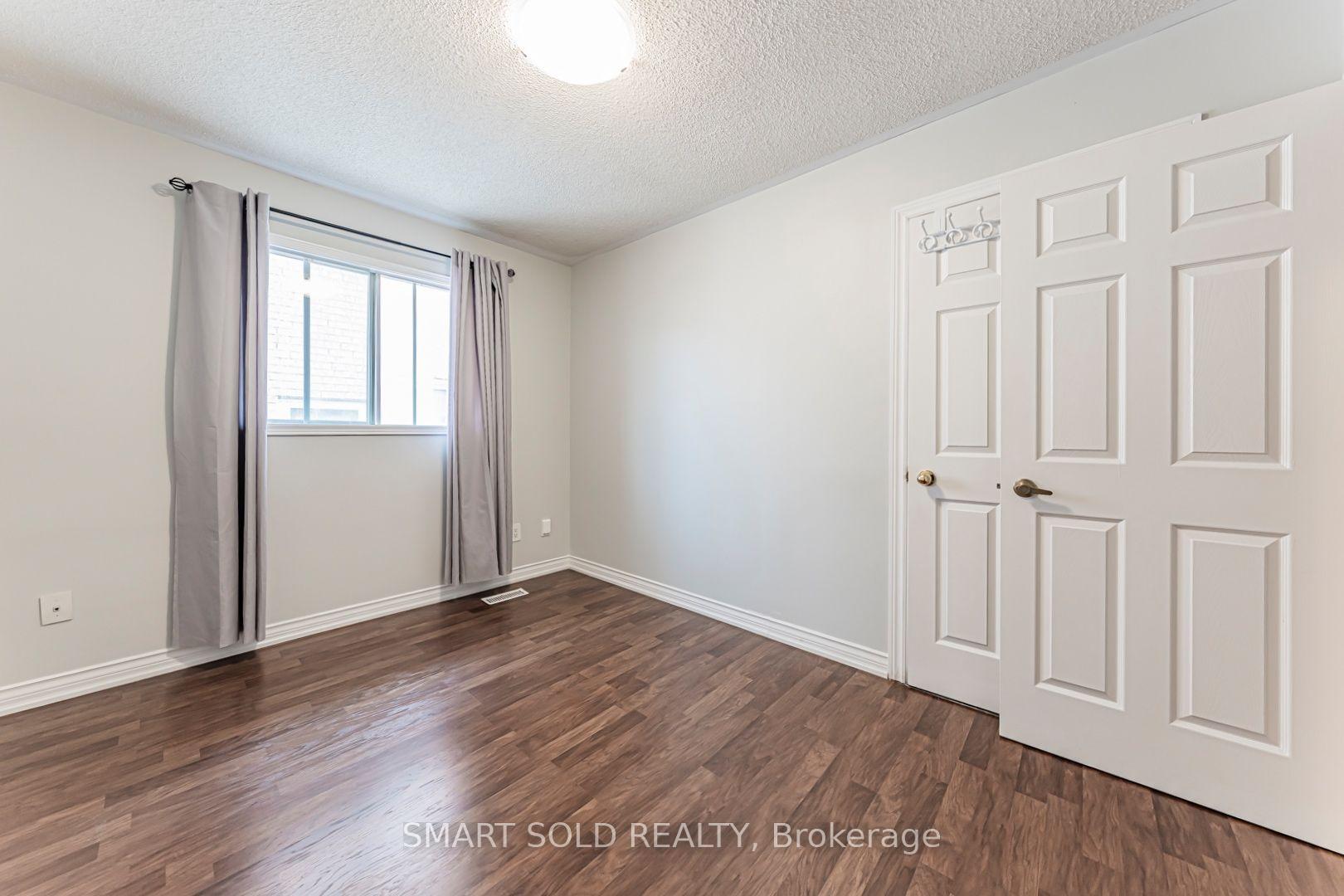 Photo 26 of 148 Castlehill Road, Vaughan, Maple — HOMEH