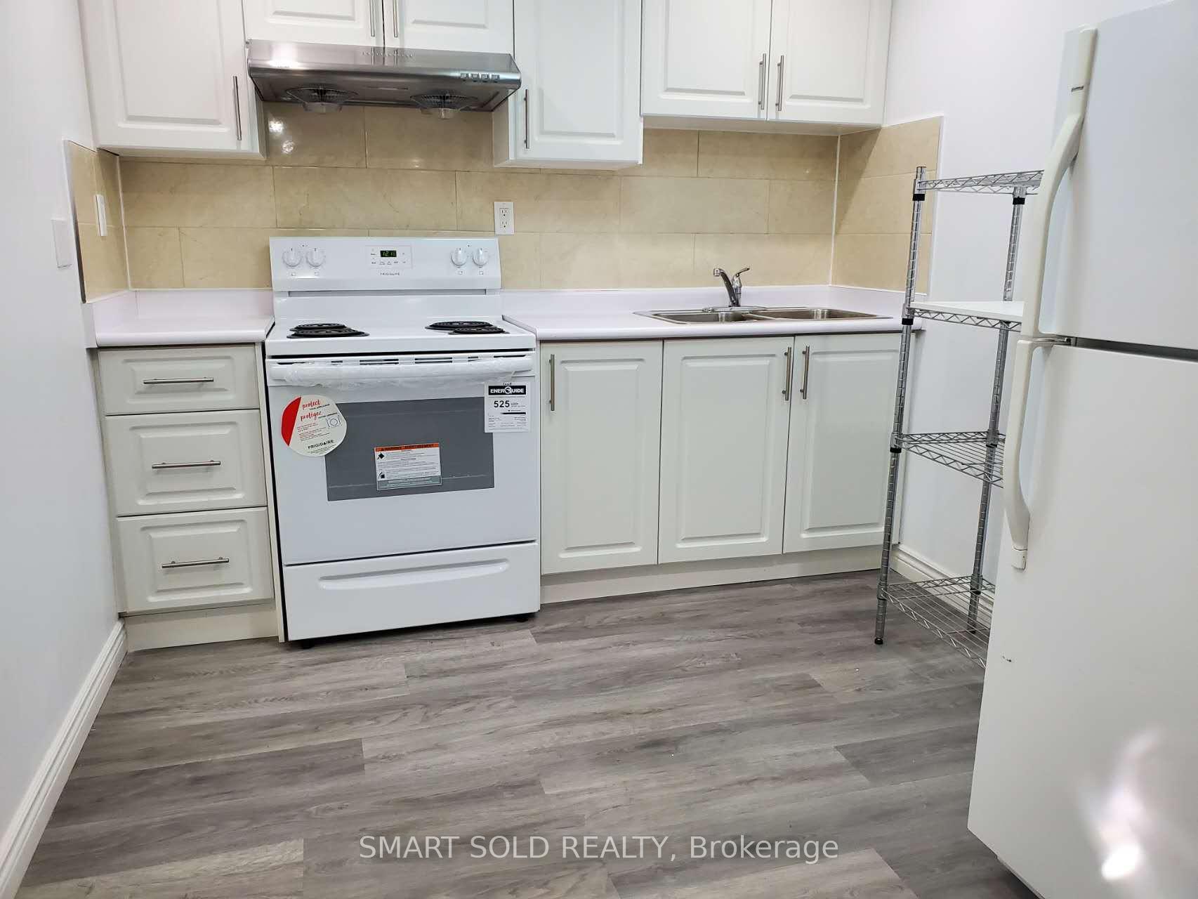 Photo 43 of 148 Castlehill Road, Vaughan, Maple — HOMEH
