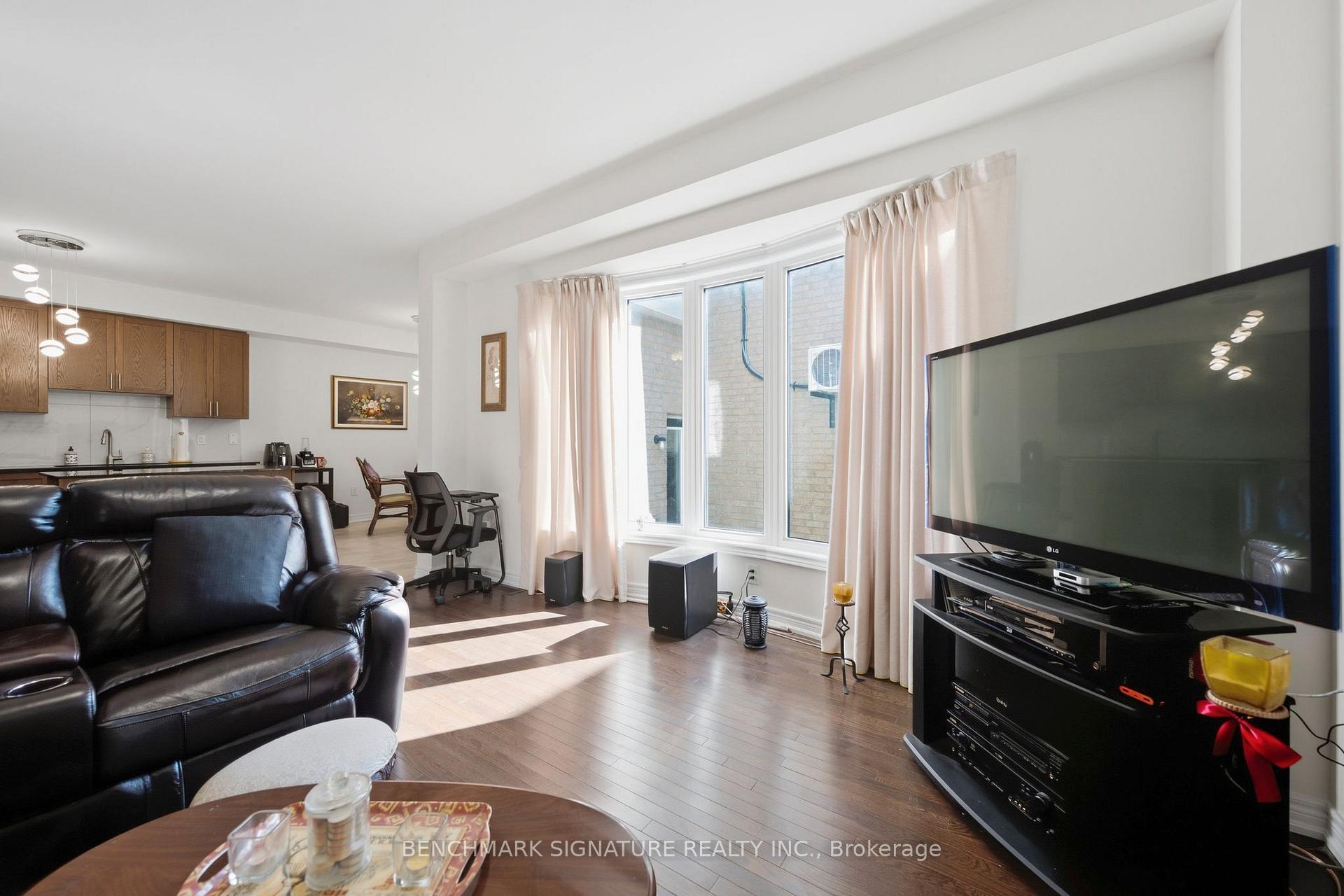 Photo 16 of 69 Windyton Avenue, Markham, Cornell — HOMEH