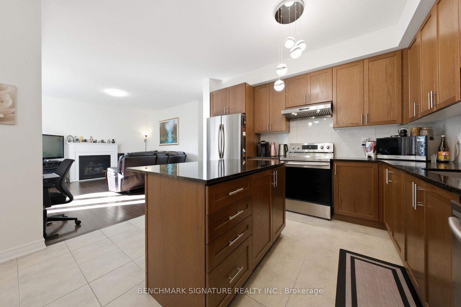 Photo 19 of 69 Windyton Avenue, Markham, Cornell — HOMEH