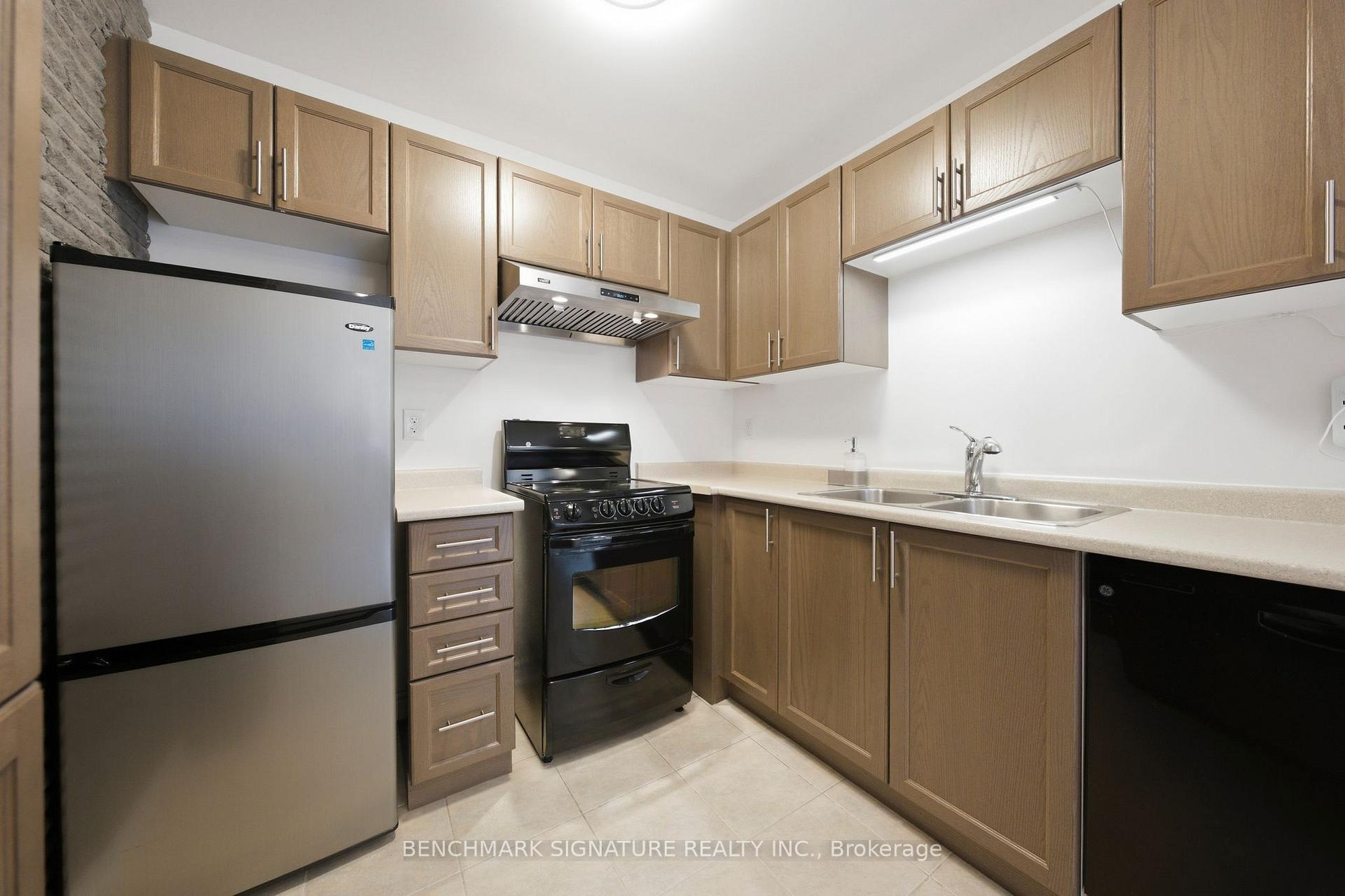 Photo 42 of 69 Windyton Avenue, Markham, Cornell — HOMEH