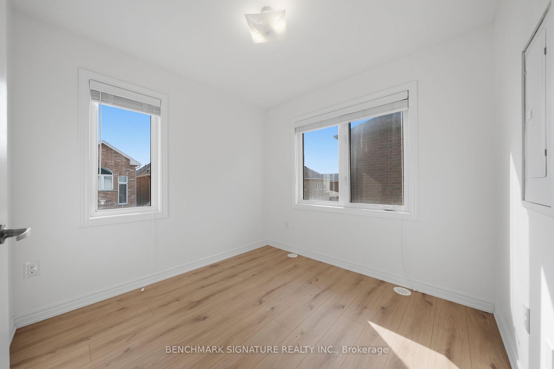 Photo 43 of 69 Windyton Avenue, Markham, Cornell — HOMEH