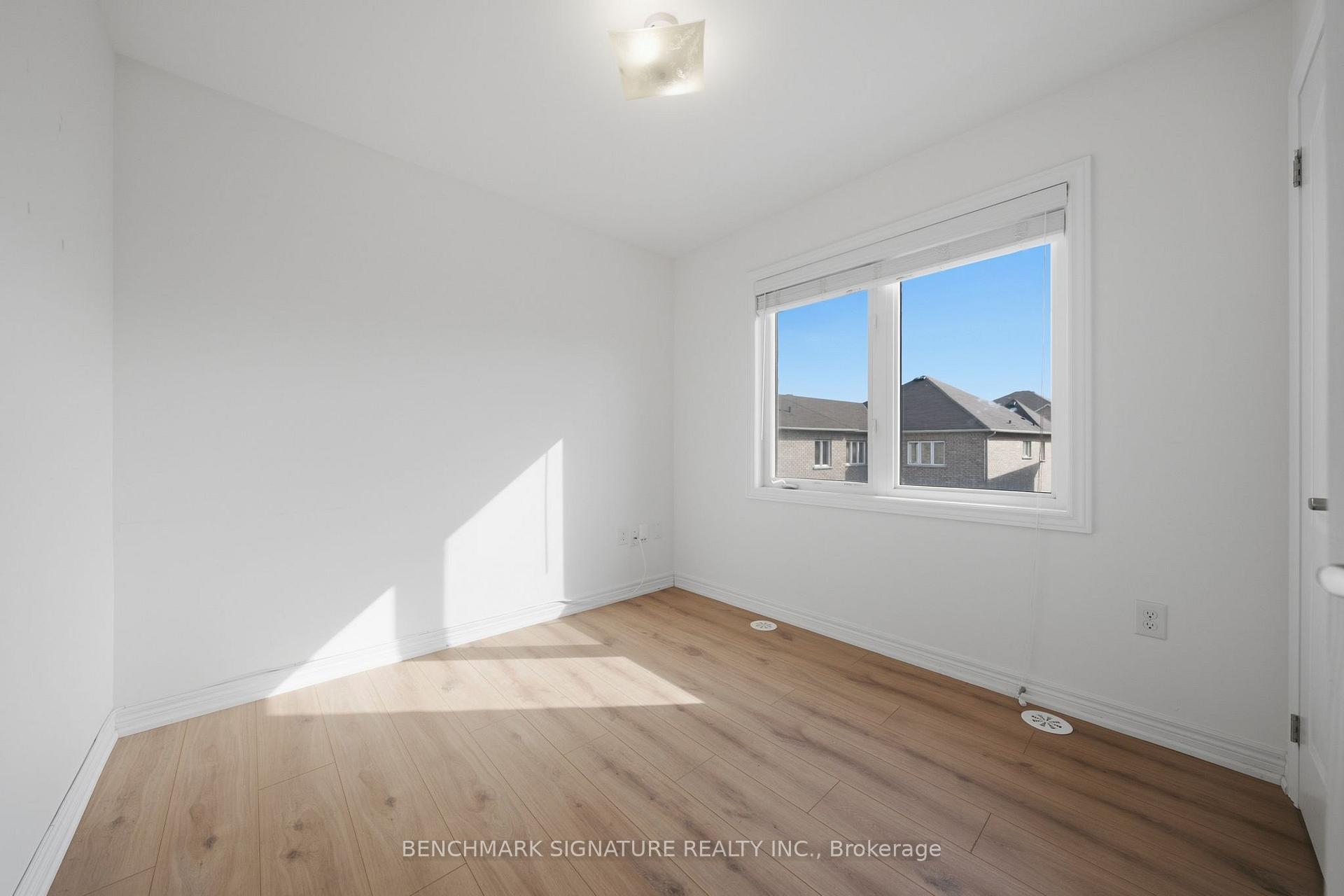 Photo 44 of 69 Windyton Avenue, Markham, Cornell — HOMEH