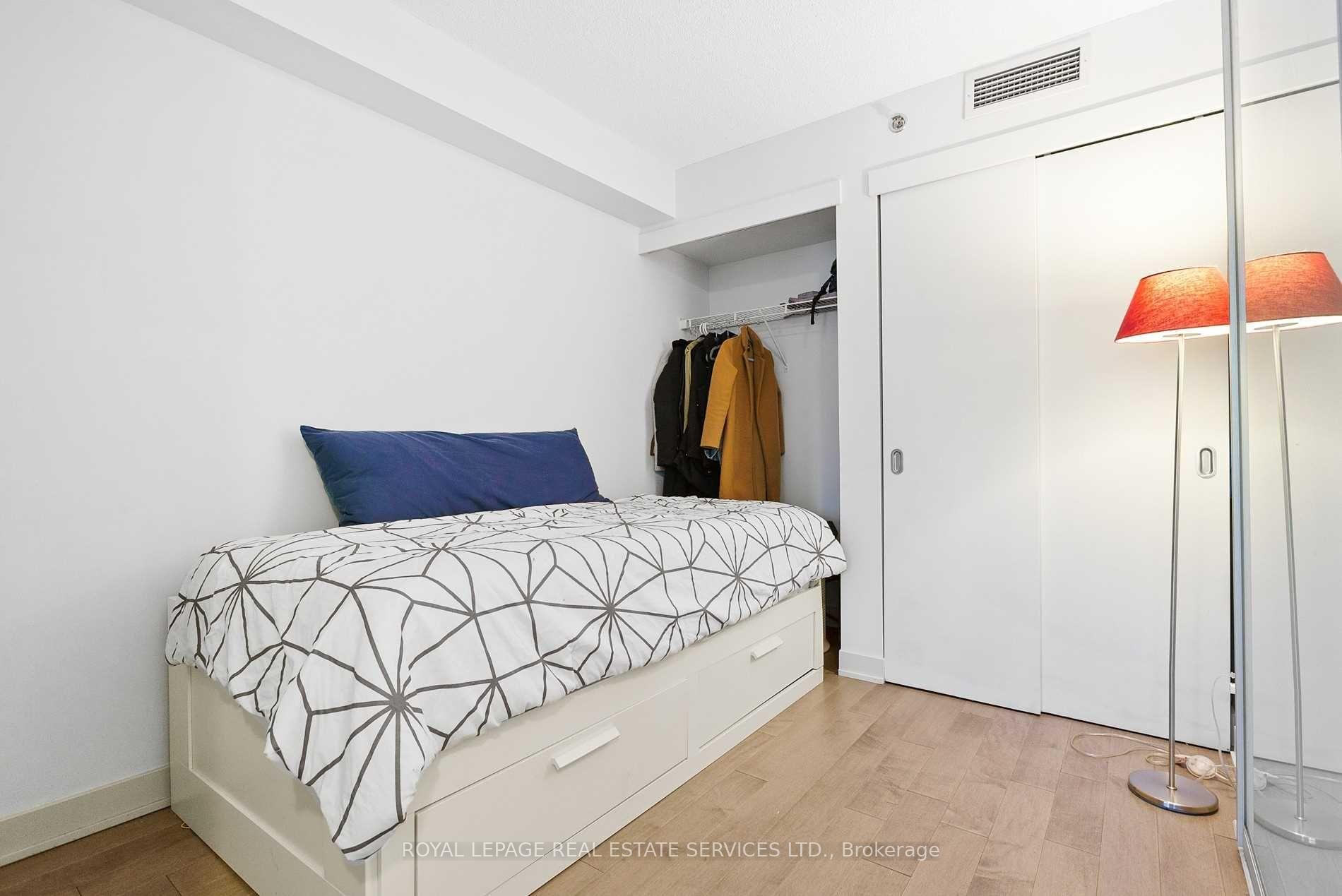 Photo 25 of Unit 430, 21 Nelson Street, Toronto, Waterfront Communities — HOMEH