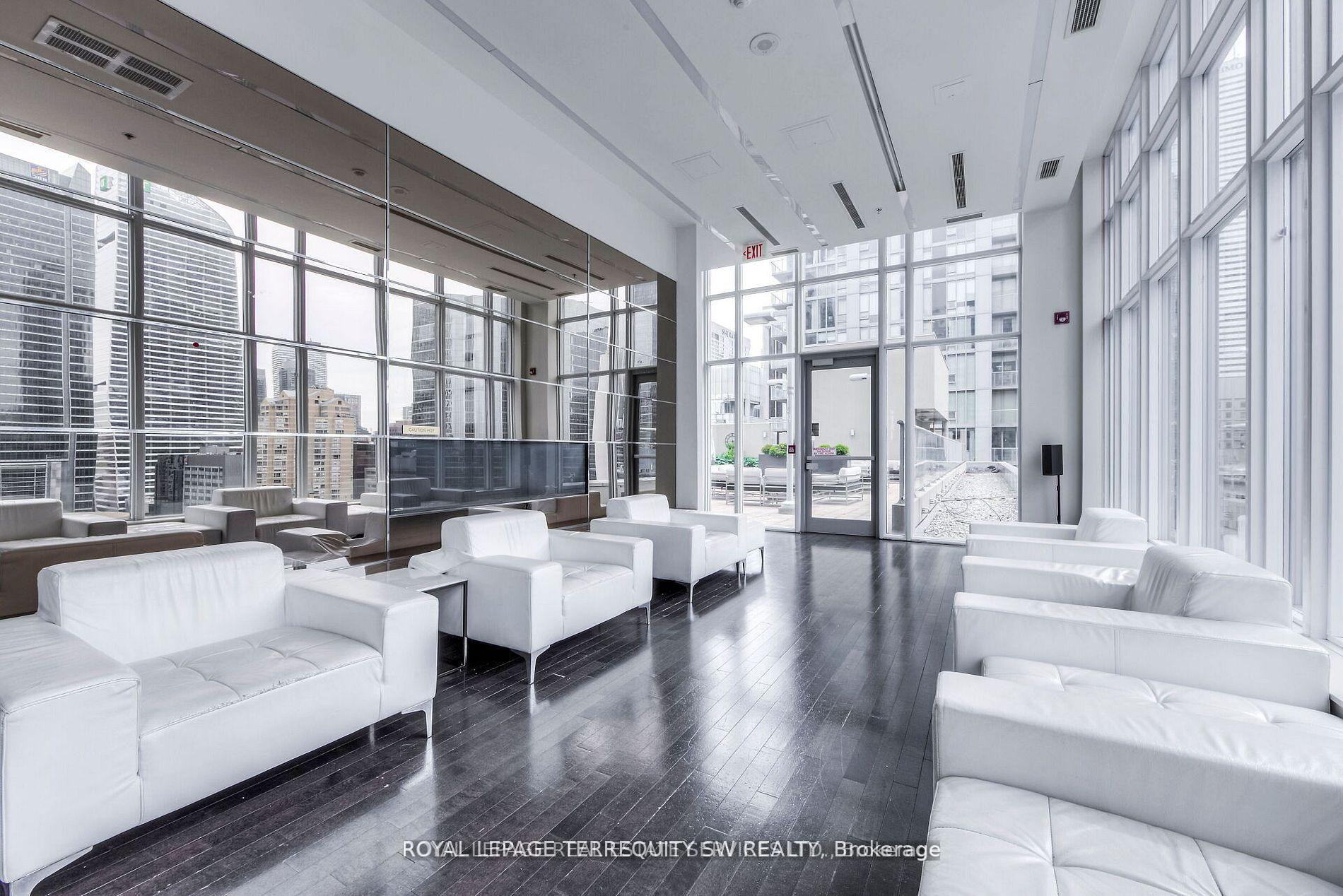 Photo 42 of Unit 430, 21 Nelson Street, Toronto, Waterfront Communities — HOMEH