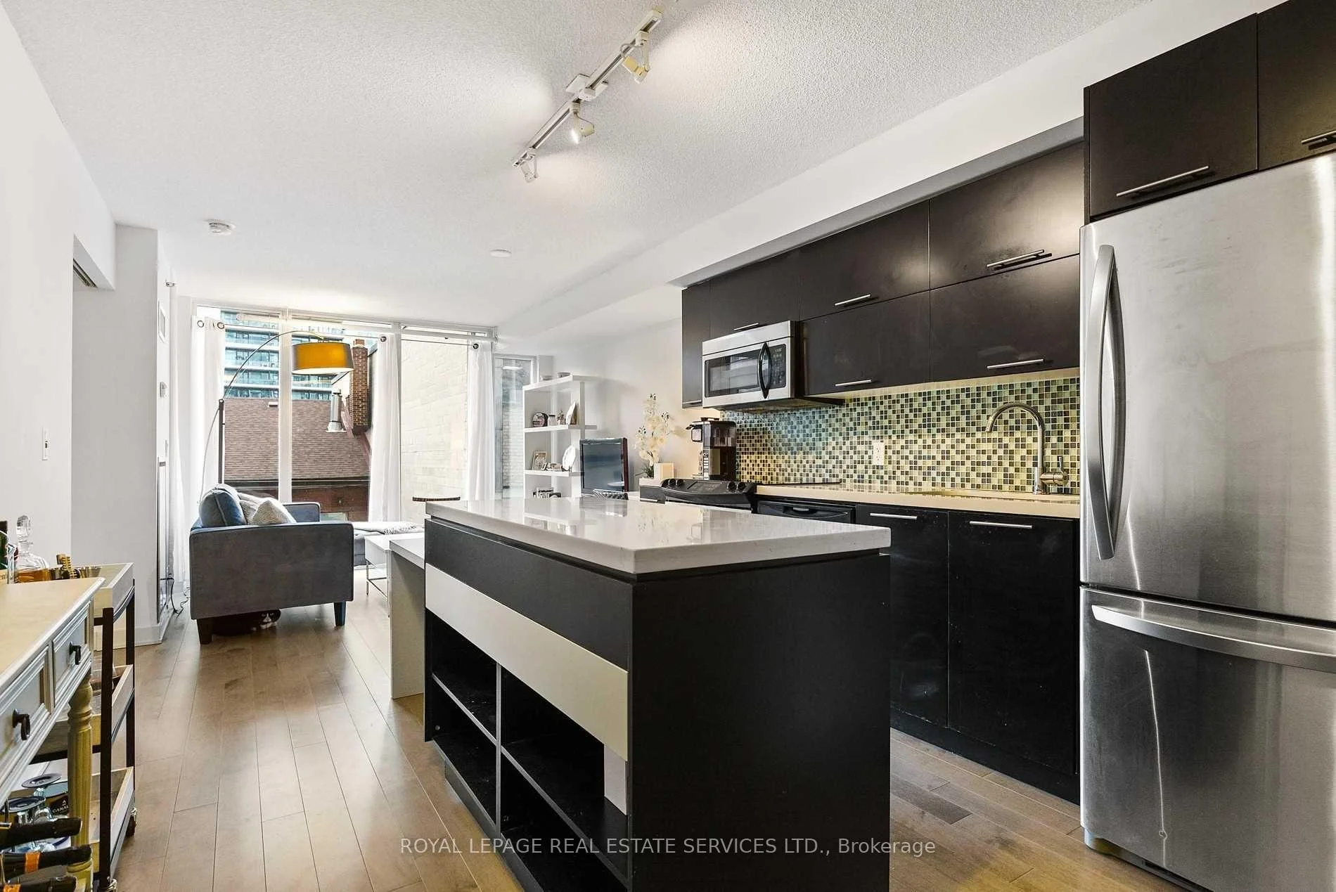 Photo 29 of Unit 430, 21 Nelson Street, Toronto, Waterfront Communities — HOMEH
