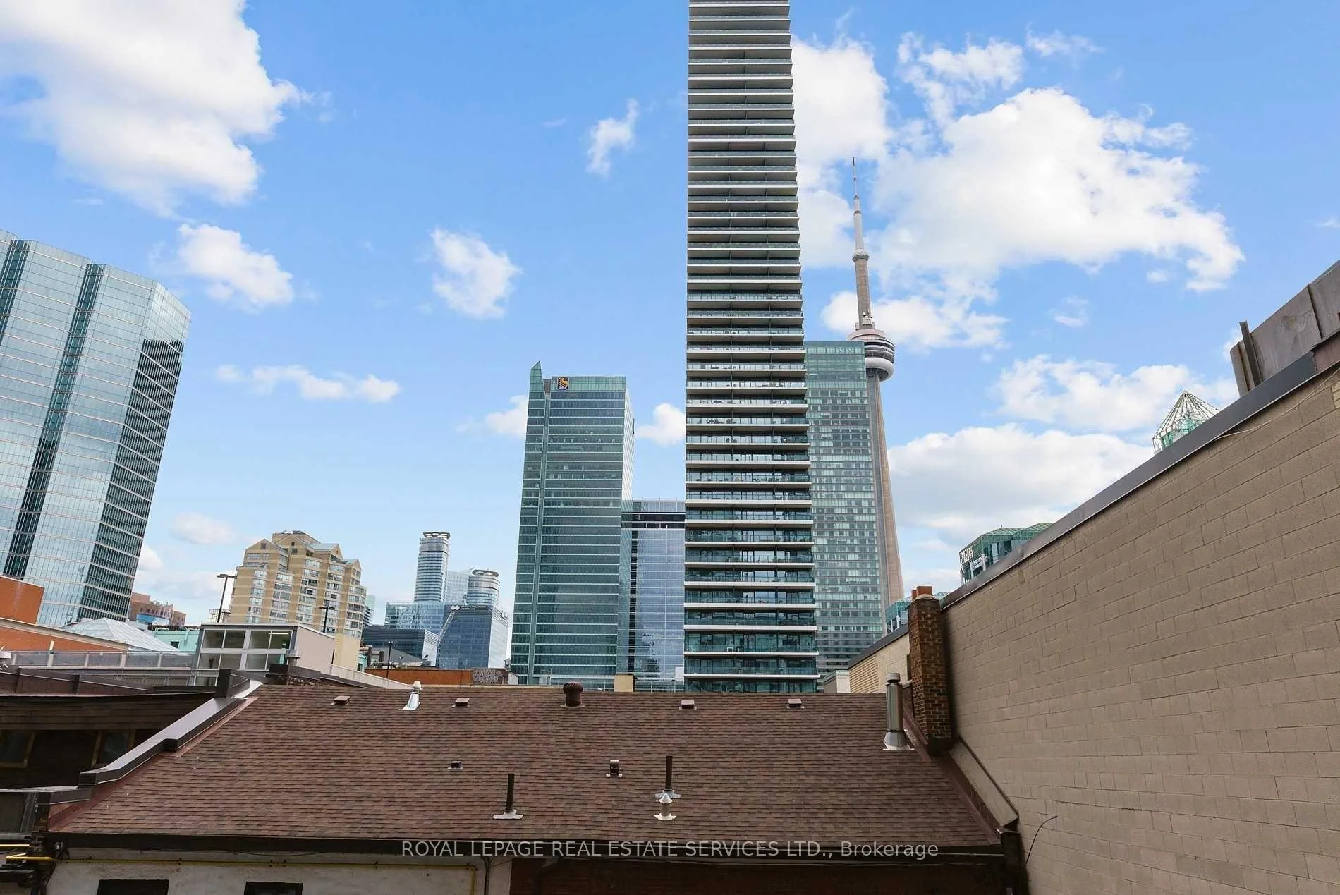 Photo 31 of Unit 430, 21 Nelson Street, Toronto, Waterfront Communities — HOMEH