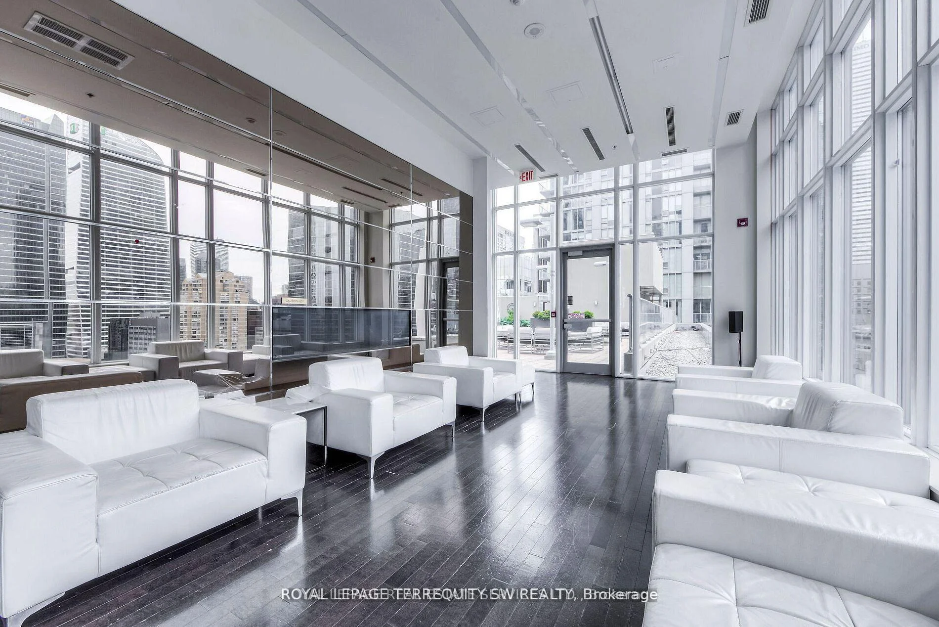 Photo 40 of Unit 430, 21 Nelson Street, Toronto, Waterfront Communities — HOMEH