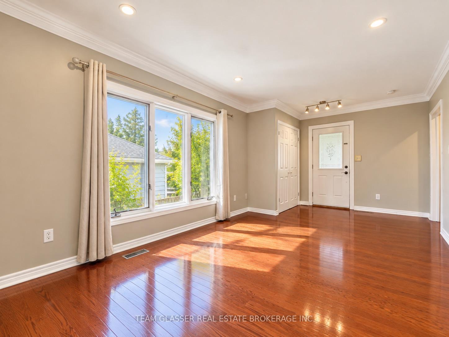 Photo 5 of 676 Emery Street E, London, South A — HOMEH