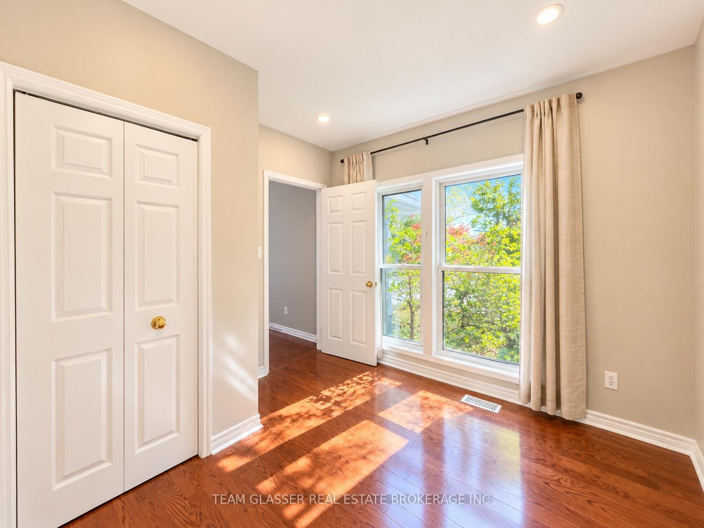 Photo 6 of 676 Emery Street E, London, South A — HOMEH