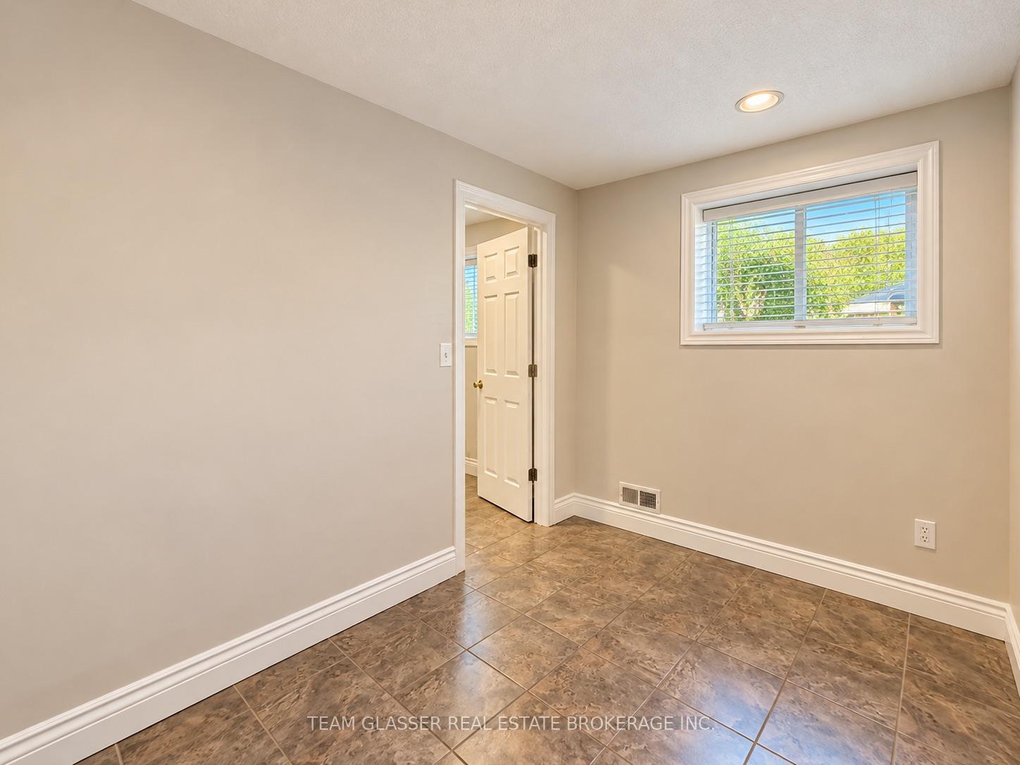 Photo 15 of 676 Emery Street E, London, South A — HOMEH
