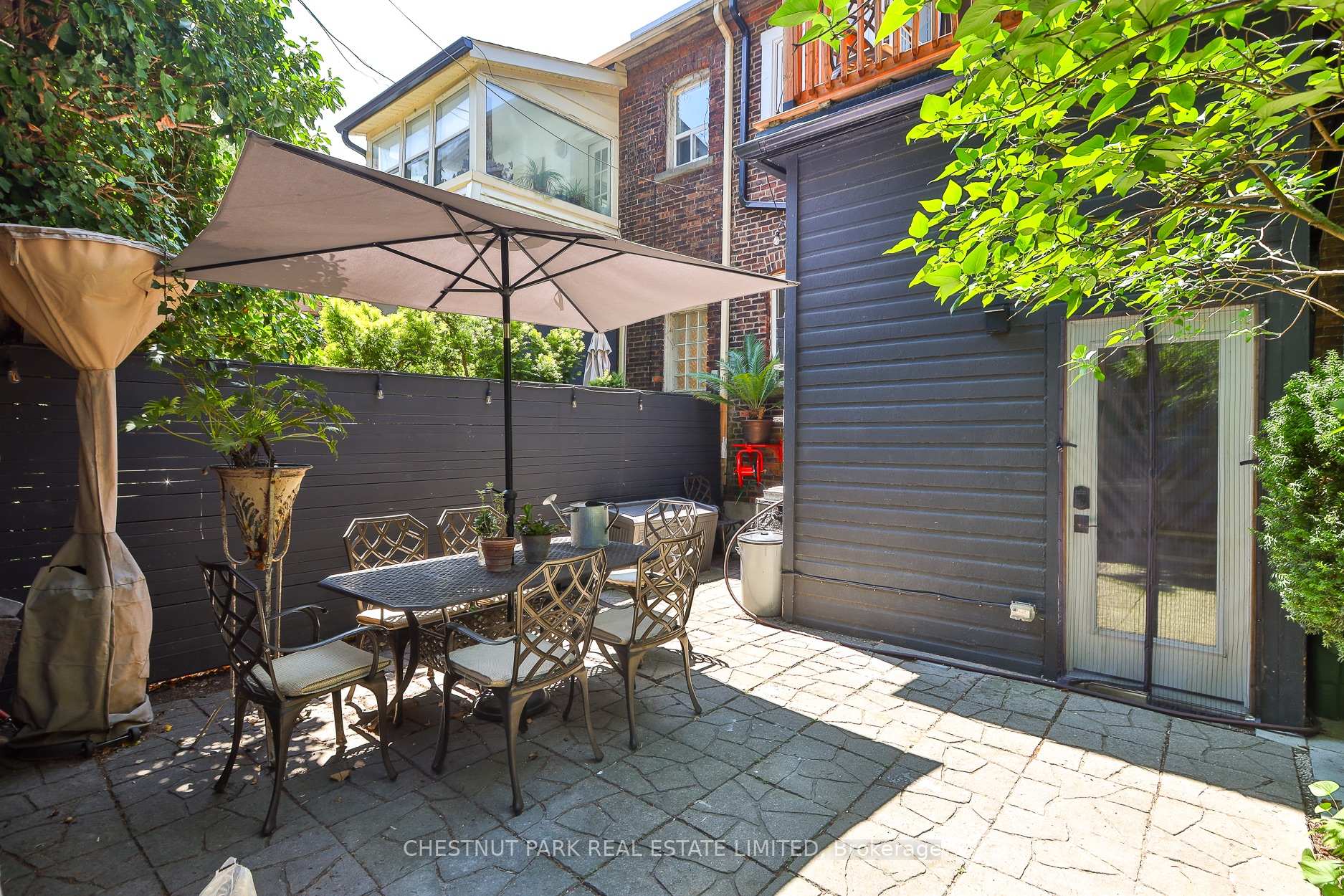 Photo 3 of Unit Rear, 95 Parkside Drive, Toronto, High Park-Swansea — HOMEH
