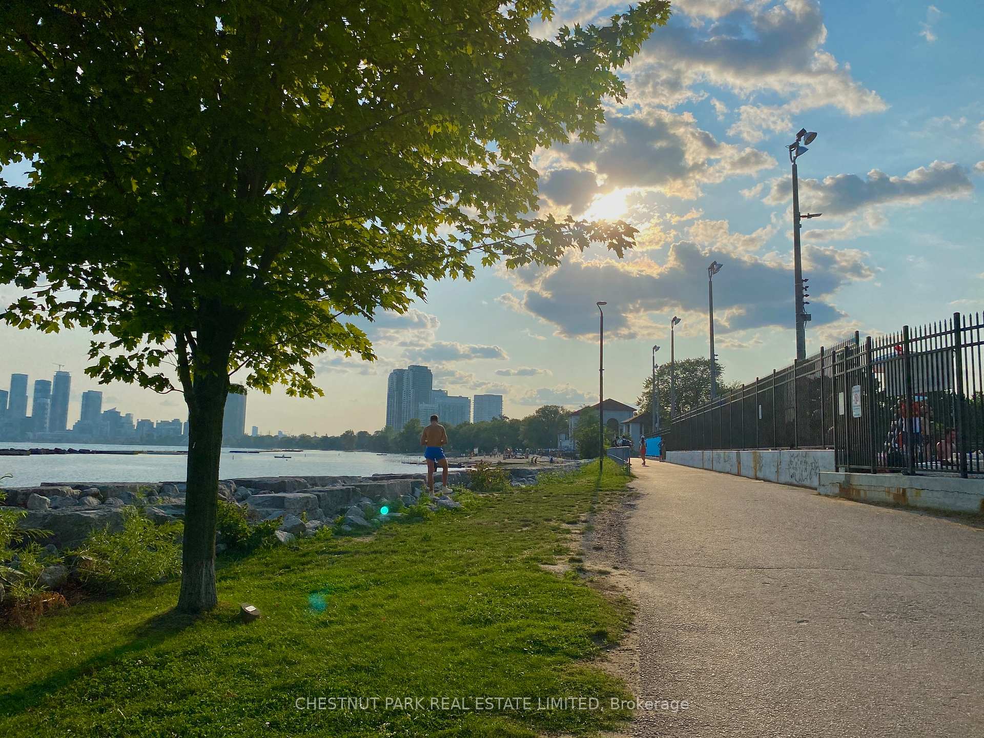 Photo 74 of Unit Rear, 95 Parkside Drive, Toronto, High Park-Swansea — HOMEH