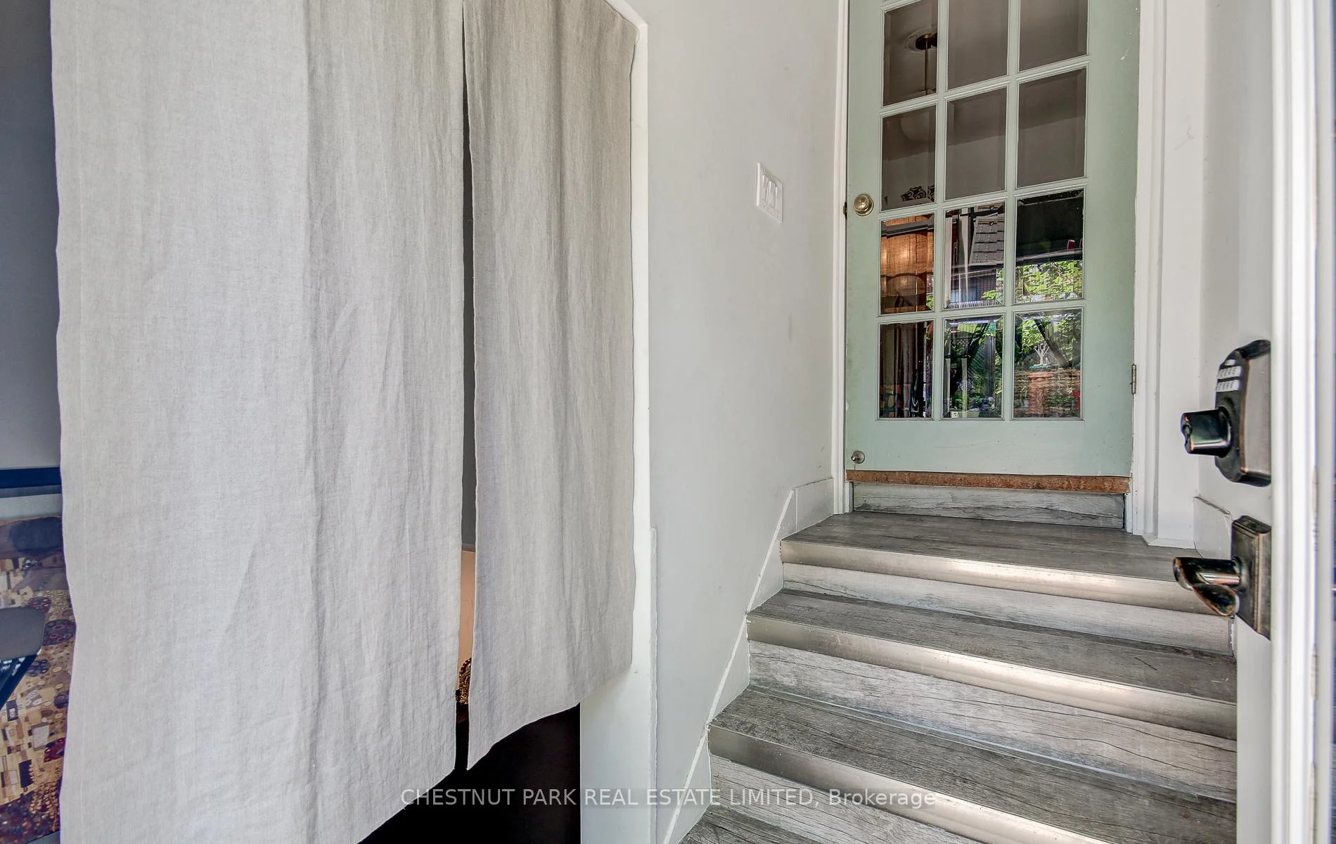 Photo 10 of Unit Rear, 95 Parkside Drive, Toronto, High Park-Swansea — HOMEH