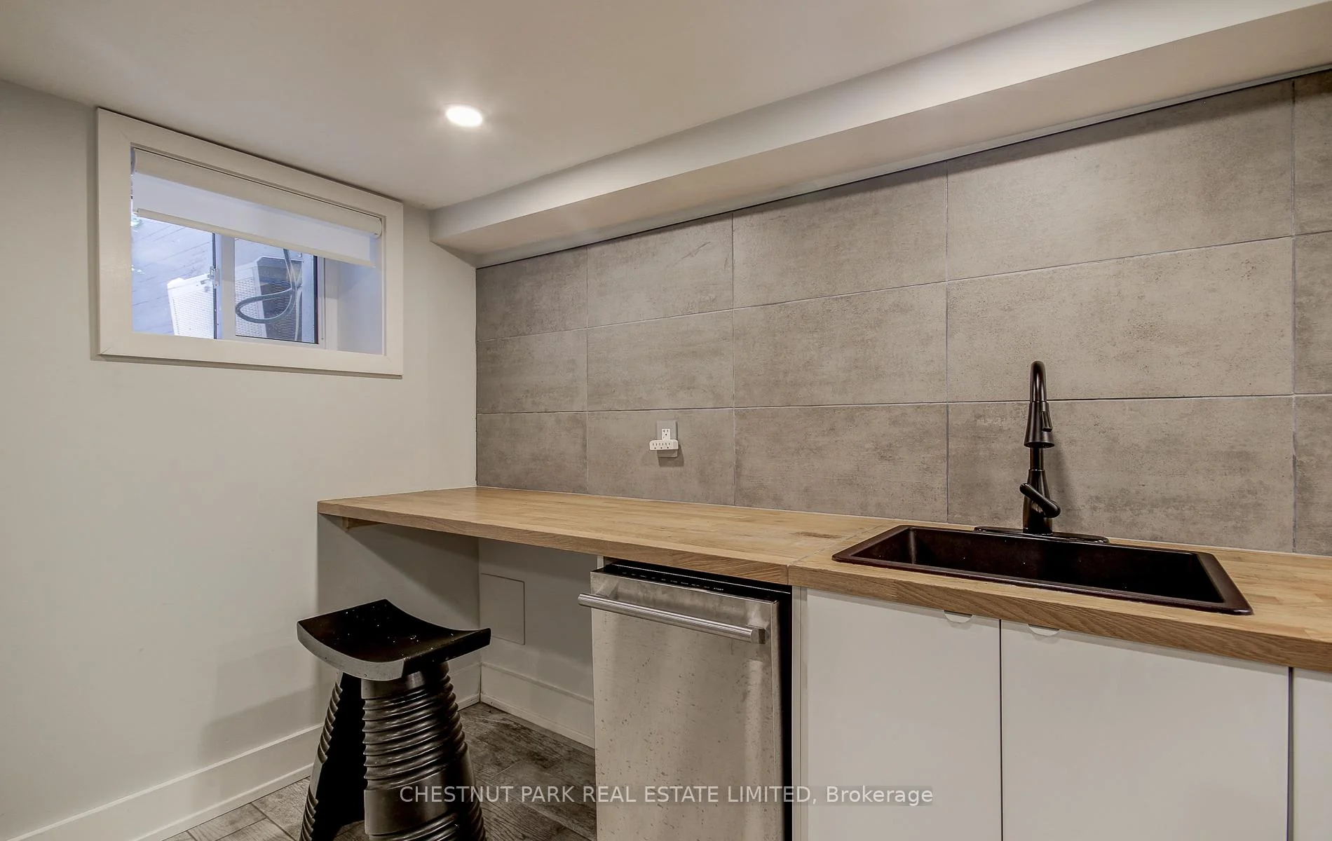 Photo 26 of Unit Rear, 95 Parkside Drive, Toronto, High Park-Swansea — HOMEH