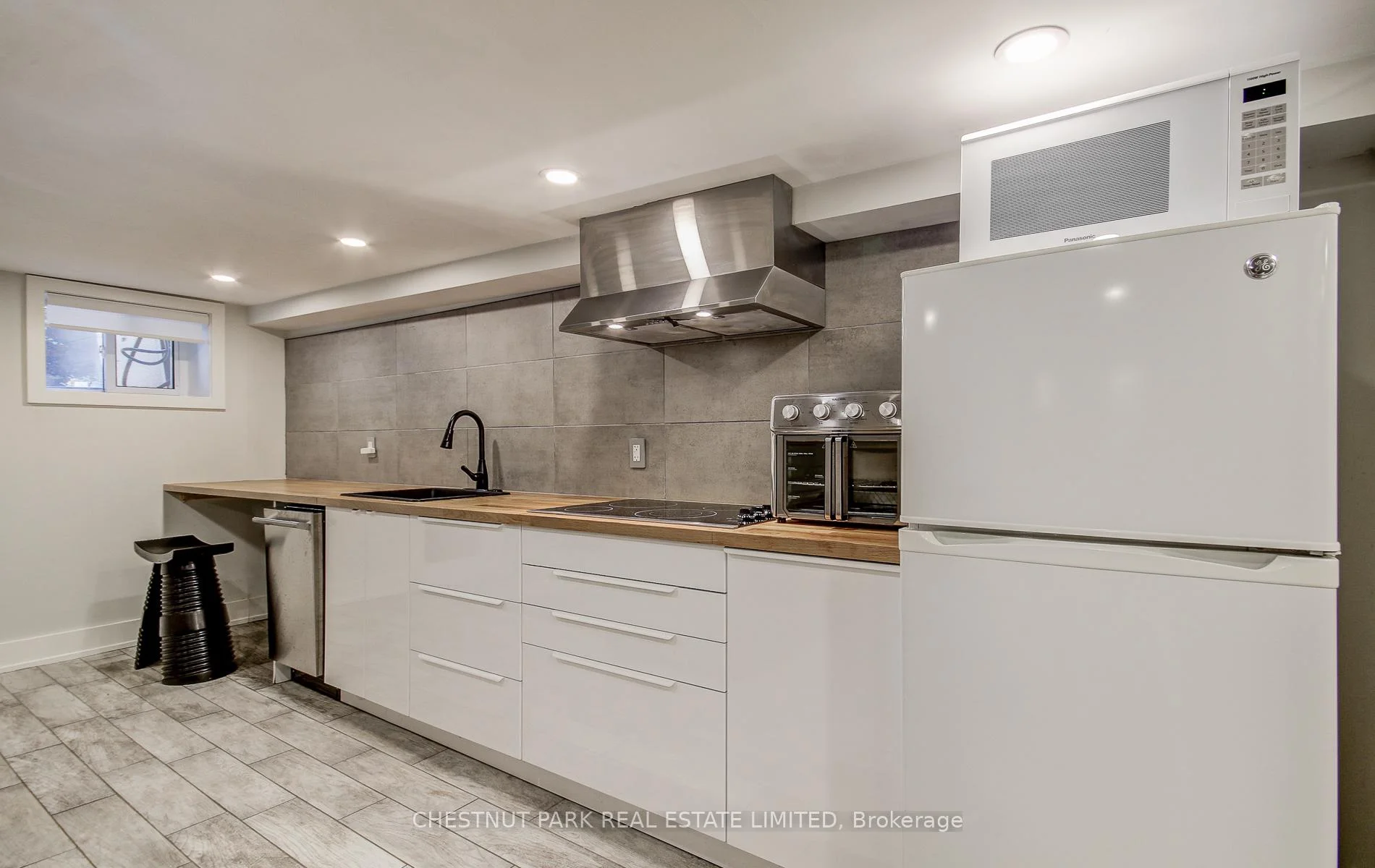 Photo 35 of Unit Rear, 95 Parkside Drive, Toronto, High Park-Swansea — HOMEH