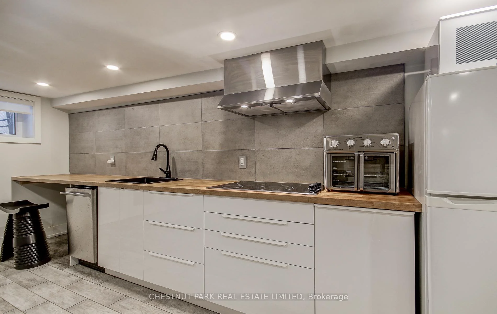 Photo 37 of Unit Rear, 95 Parkside Drive, Toronto, High Park-Swansea — HOMEH
