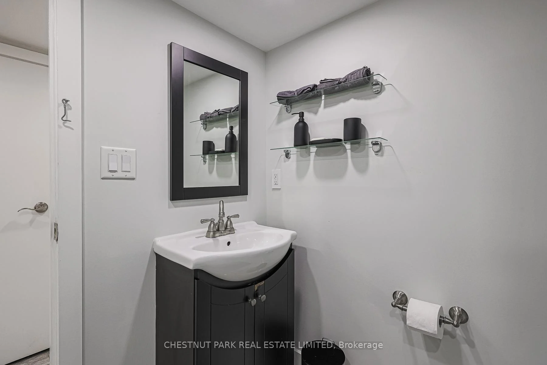 Photo 58 of Unit Rear, 95 Parkside Drive, Toronto, High Park-Swansea — HOMEH