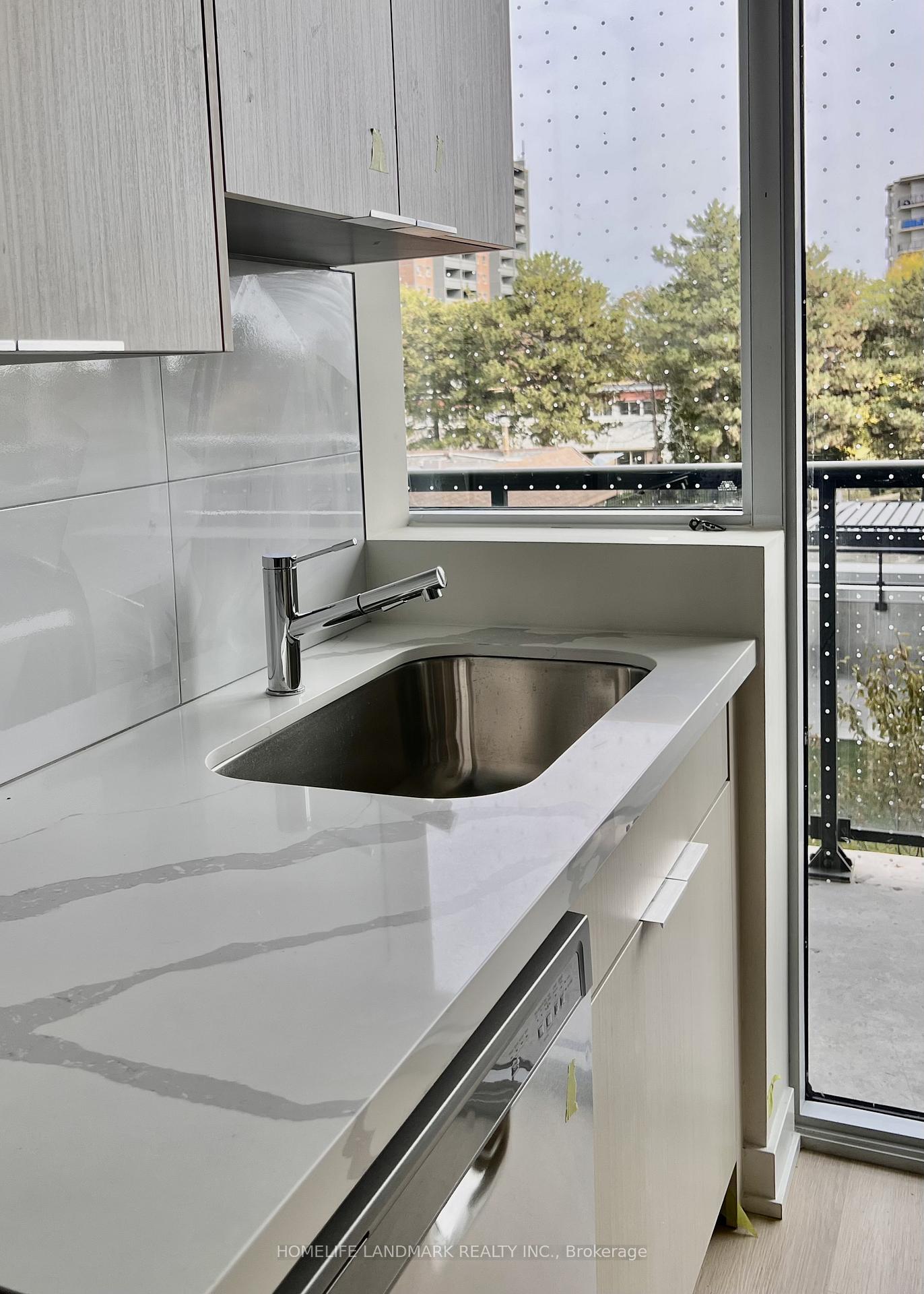 Photo 3 of Unit 316, 2825 Jane Street, North York, Glenfield-Jane Heights — HOMEH