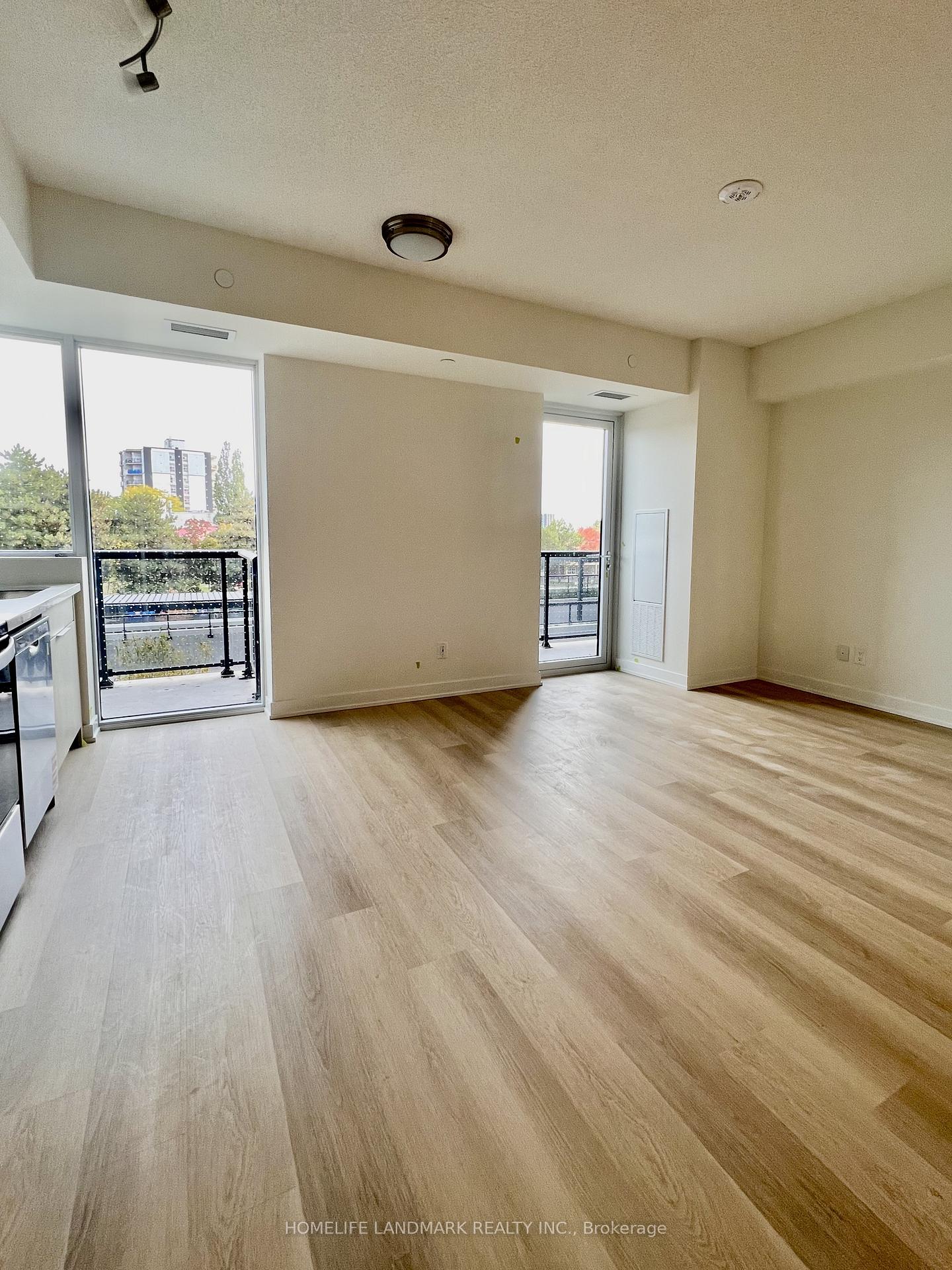 Photo 4 of Unit 316, 2825 Jane Street, North York, Glenfield-Jane Heights — HOMEH
