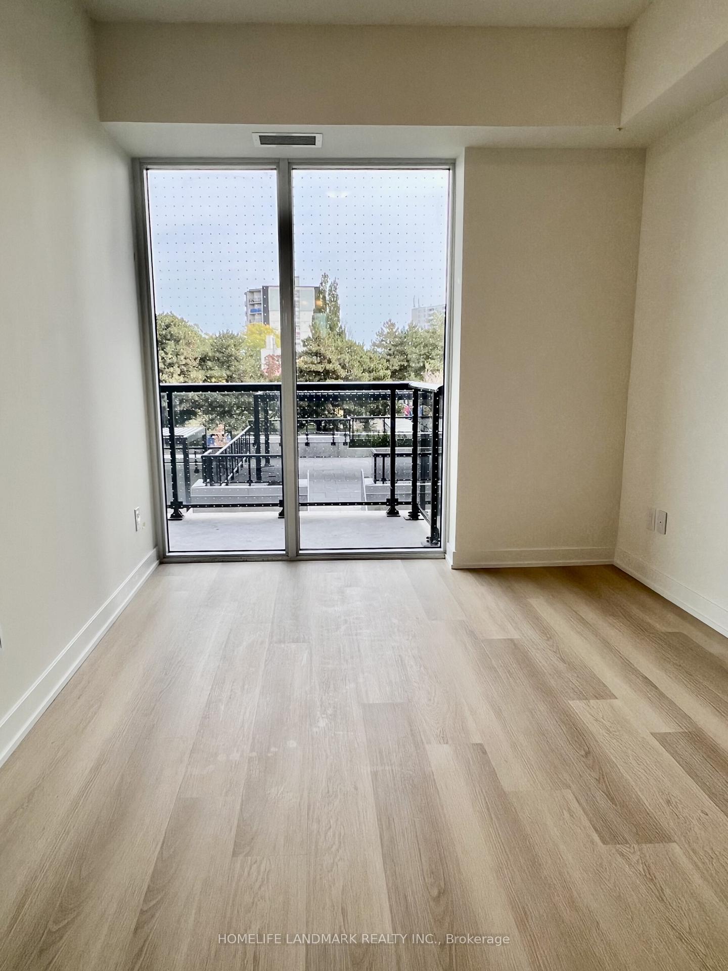 Photo 7 of Unit 316, 2825 Jane Street, North York, Glenfield-Jane Heights — HOMEH