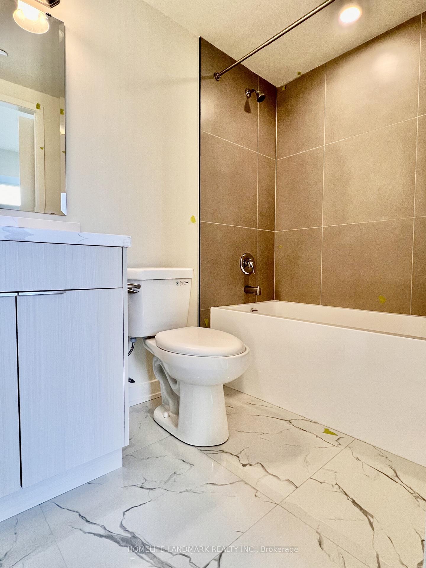 Photo 8 of Unit 316, 2825 Jane Street, North York, Glenfield-Jane Heights — HOMEH