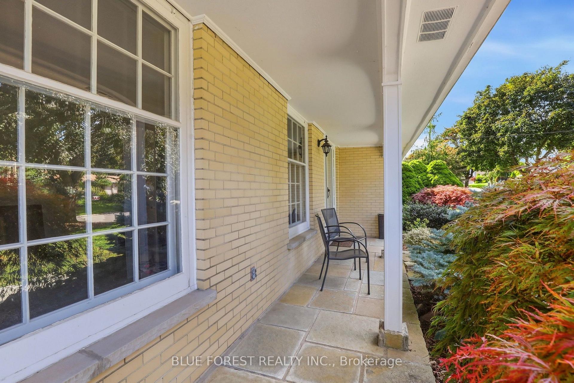 Photo 6 of 465 Averill Crescent, London, South G — HOMEH