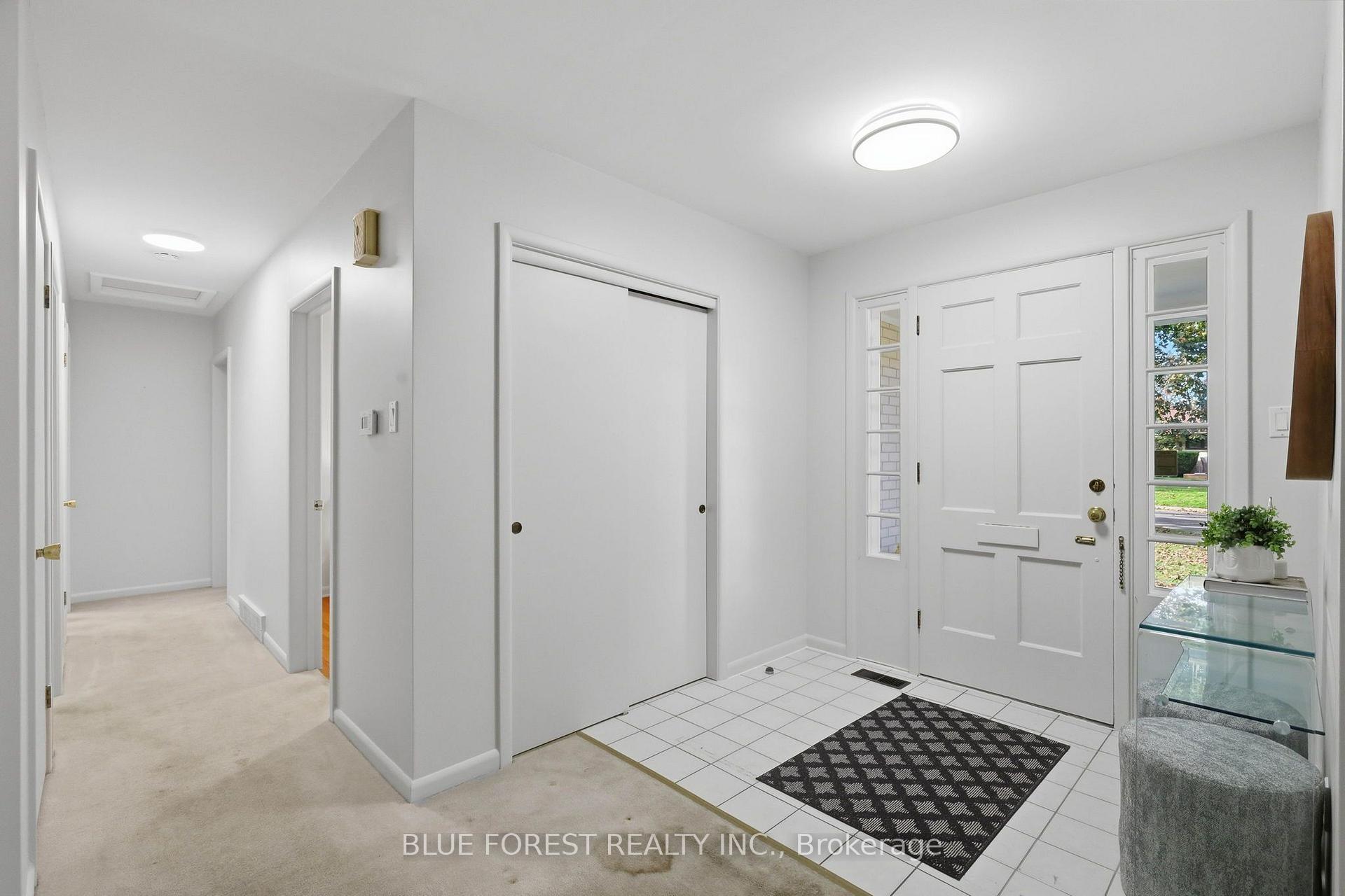 Photo 8 of 465 Averill Crescent, London, South G — HOMEH
