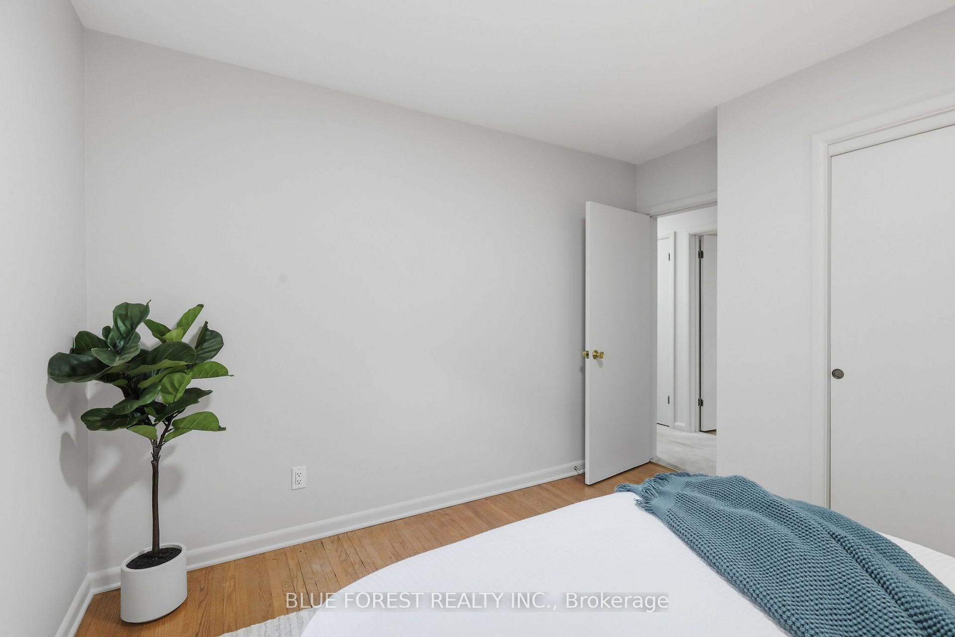 Photo 28 of 465 Averill Crescent, London, South G — HOMEH