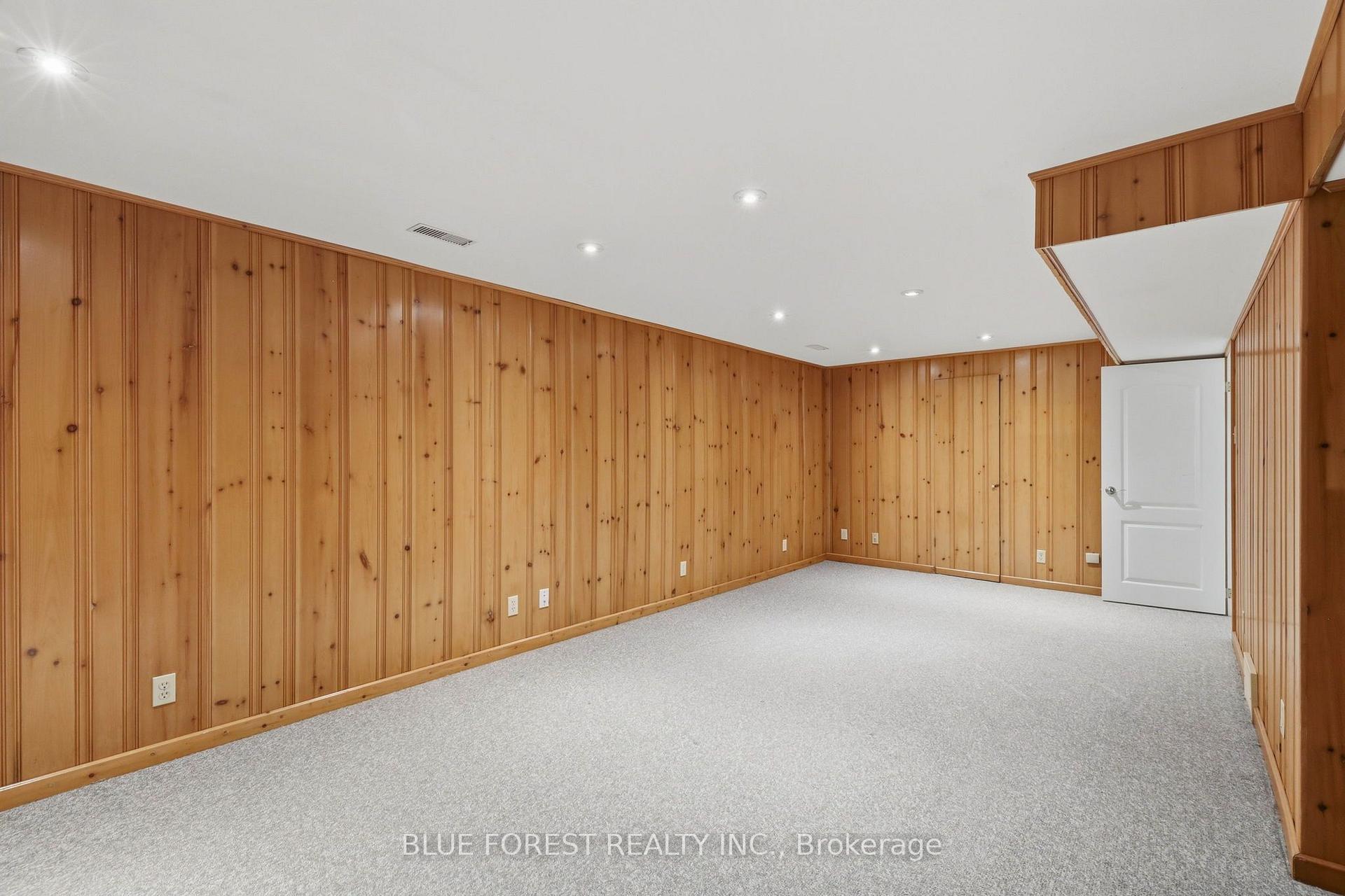 Photo 35 of 465 Averill Crescent, London, South G — HOMEH