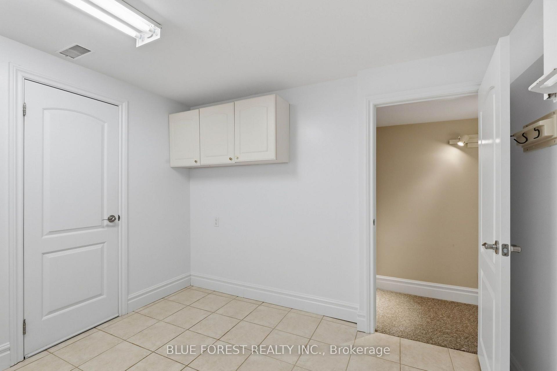 Photo 39 of 465 Averill Crescent, London, South G — HOMEH